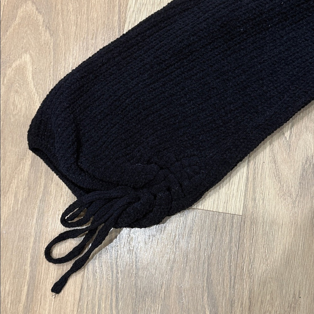 Belle Vere Black Chenille Turtleneck One Sleeve Sweater Size Medium