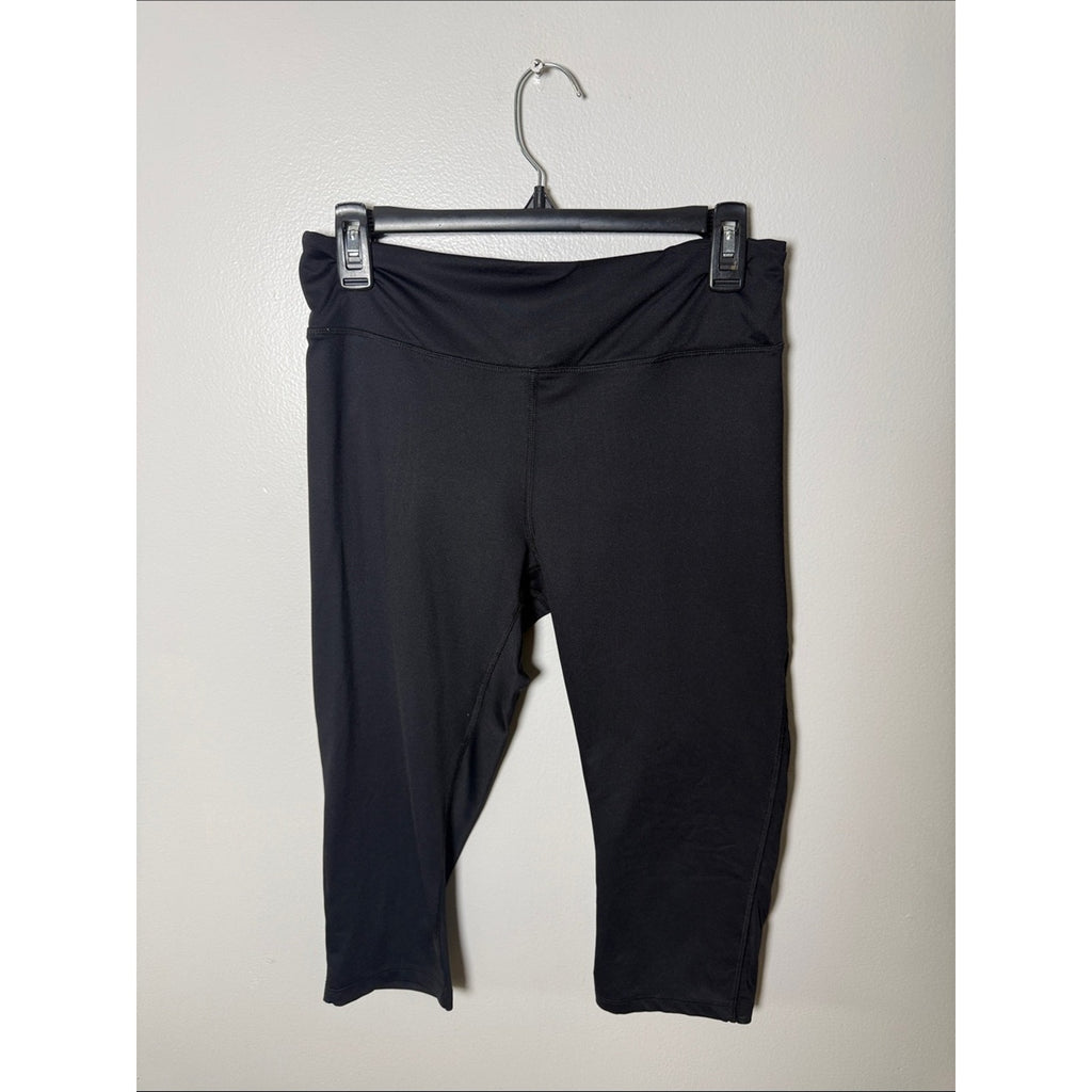 Forever 21 Black Capri Leggings Size Large