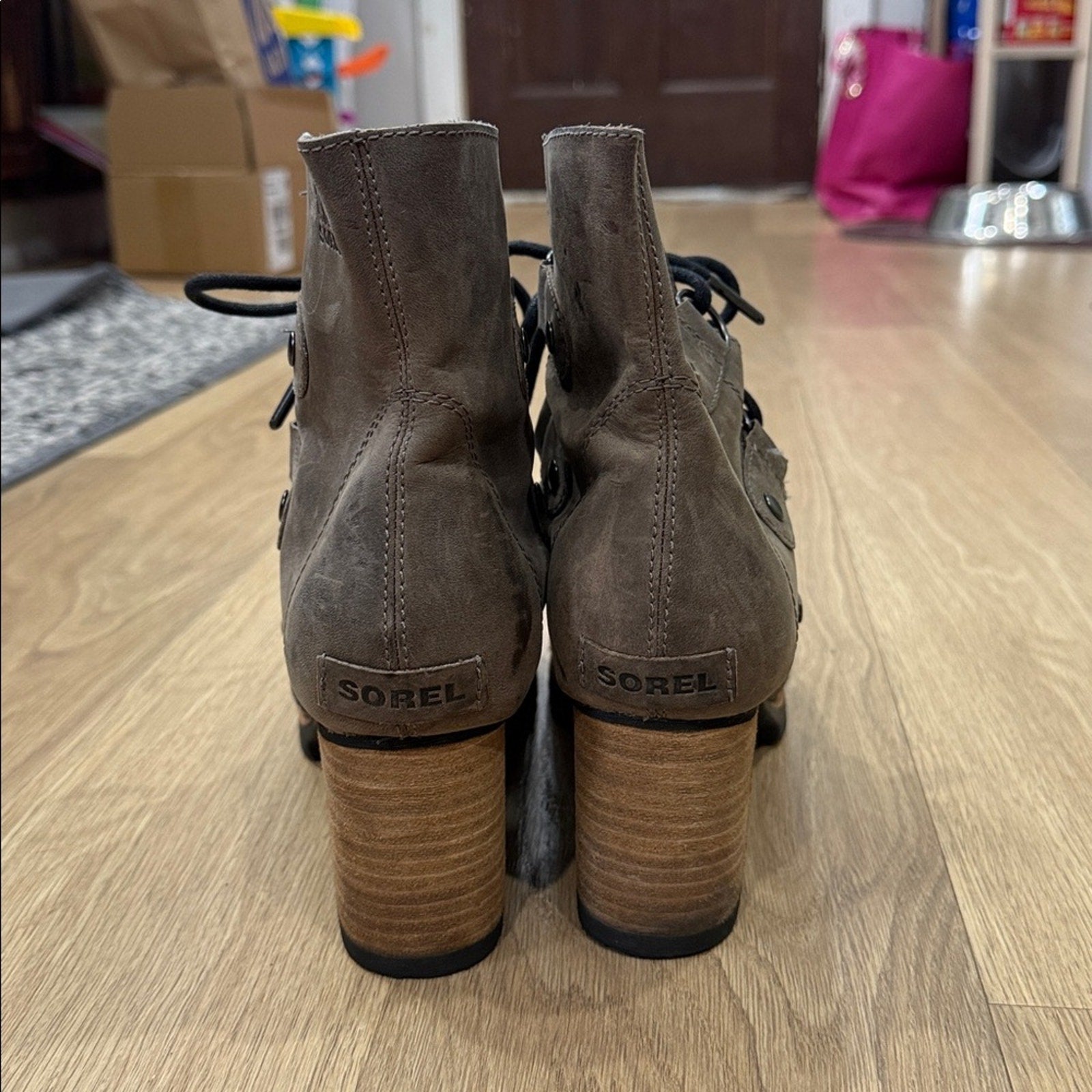 Sorel Women's Addington Lace-Up Leather Ankle Boots - Taupe, Size 9.5