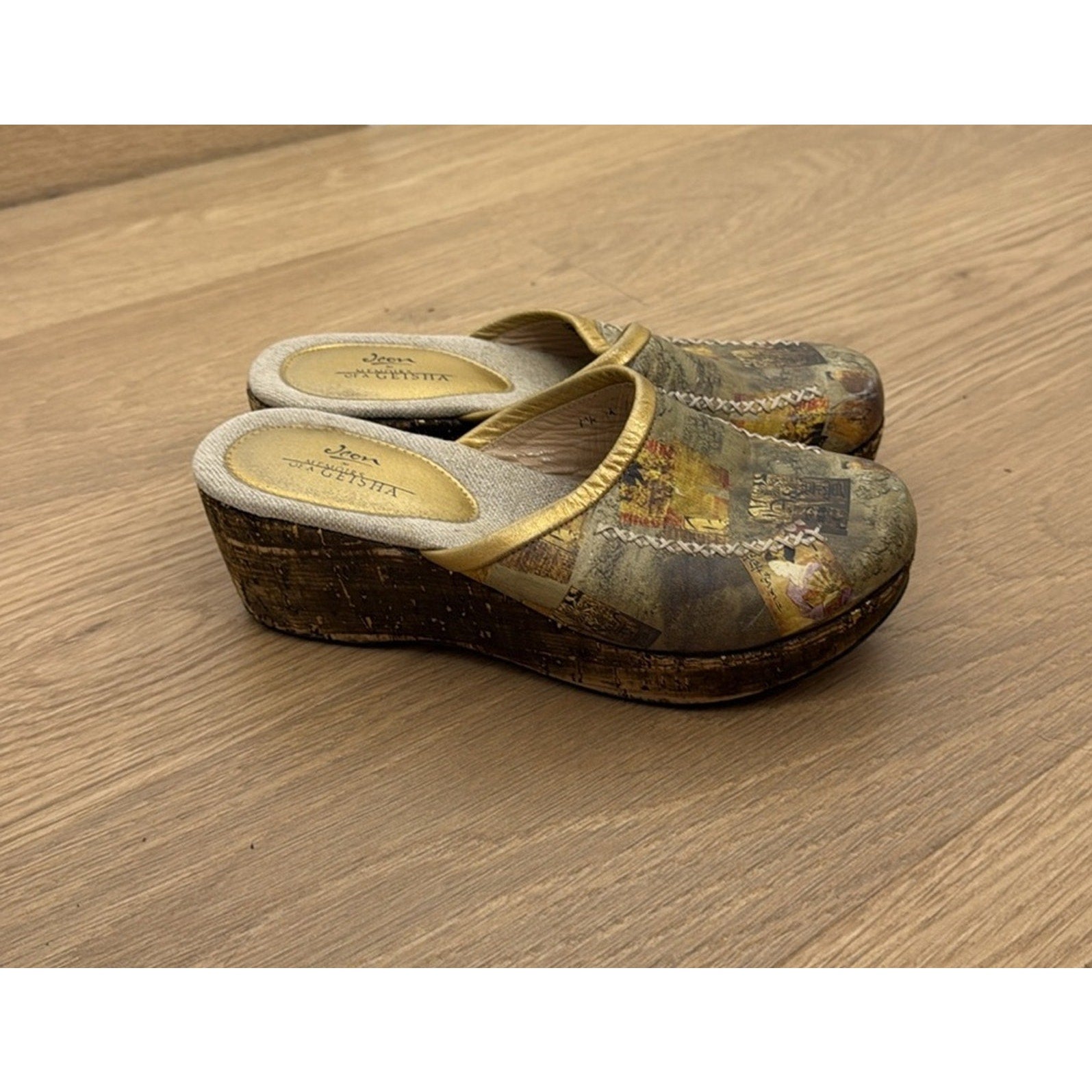 Jeon x Memories of a Geisha Artistic Gold and Brown Mules Size 6.5