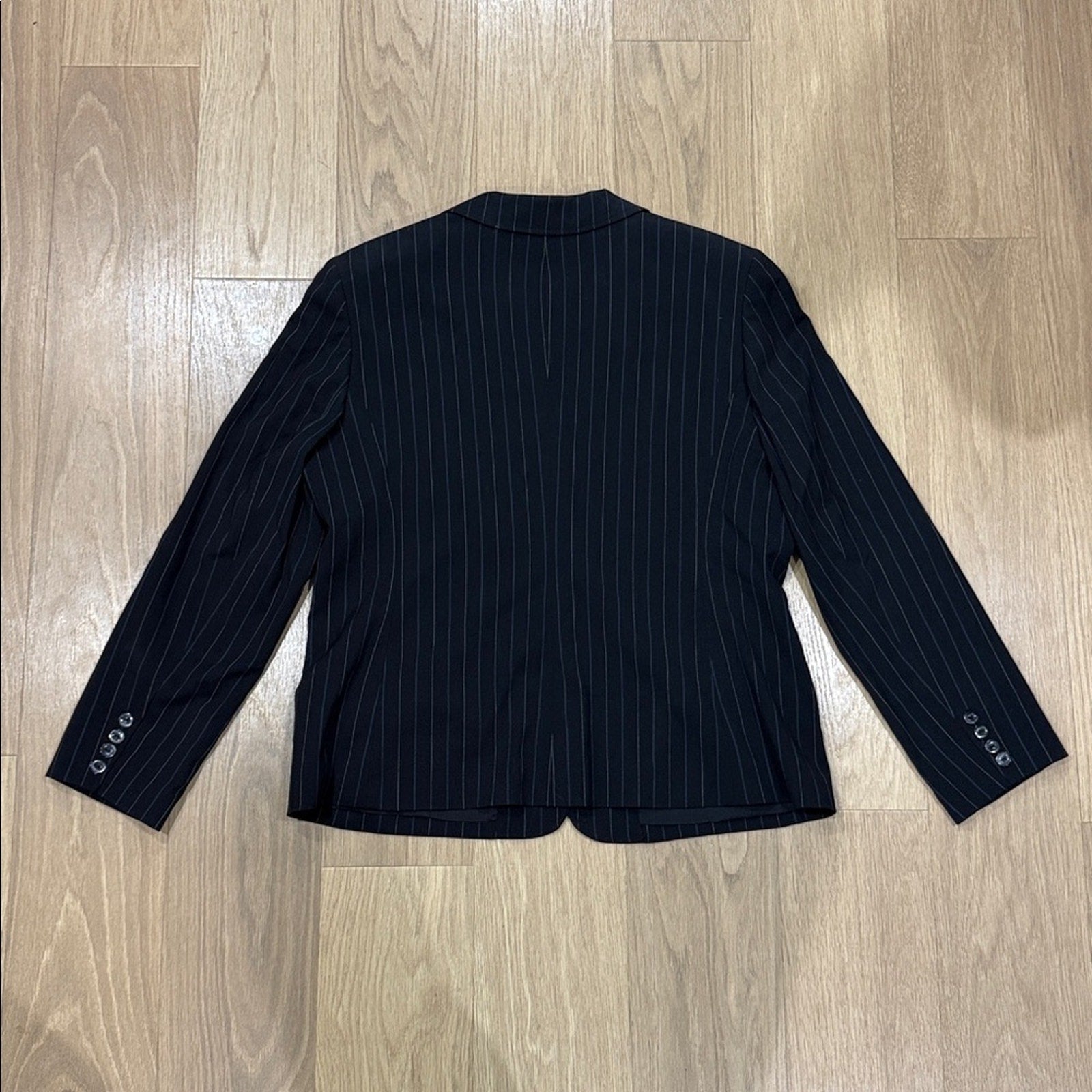 Amanda Smith Button Front Black Pinstripe Blazer Size 16