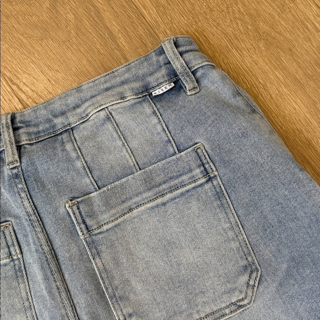 Risen Wide Leg High Rise Classic Blue Jeans Size 32 / 14