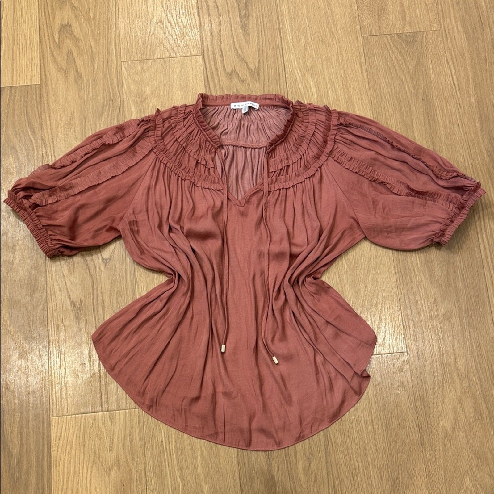 Maison D'Amelie Women's Mauve Ruffle Detail Boho Blouse Size Medium
