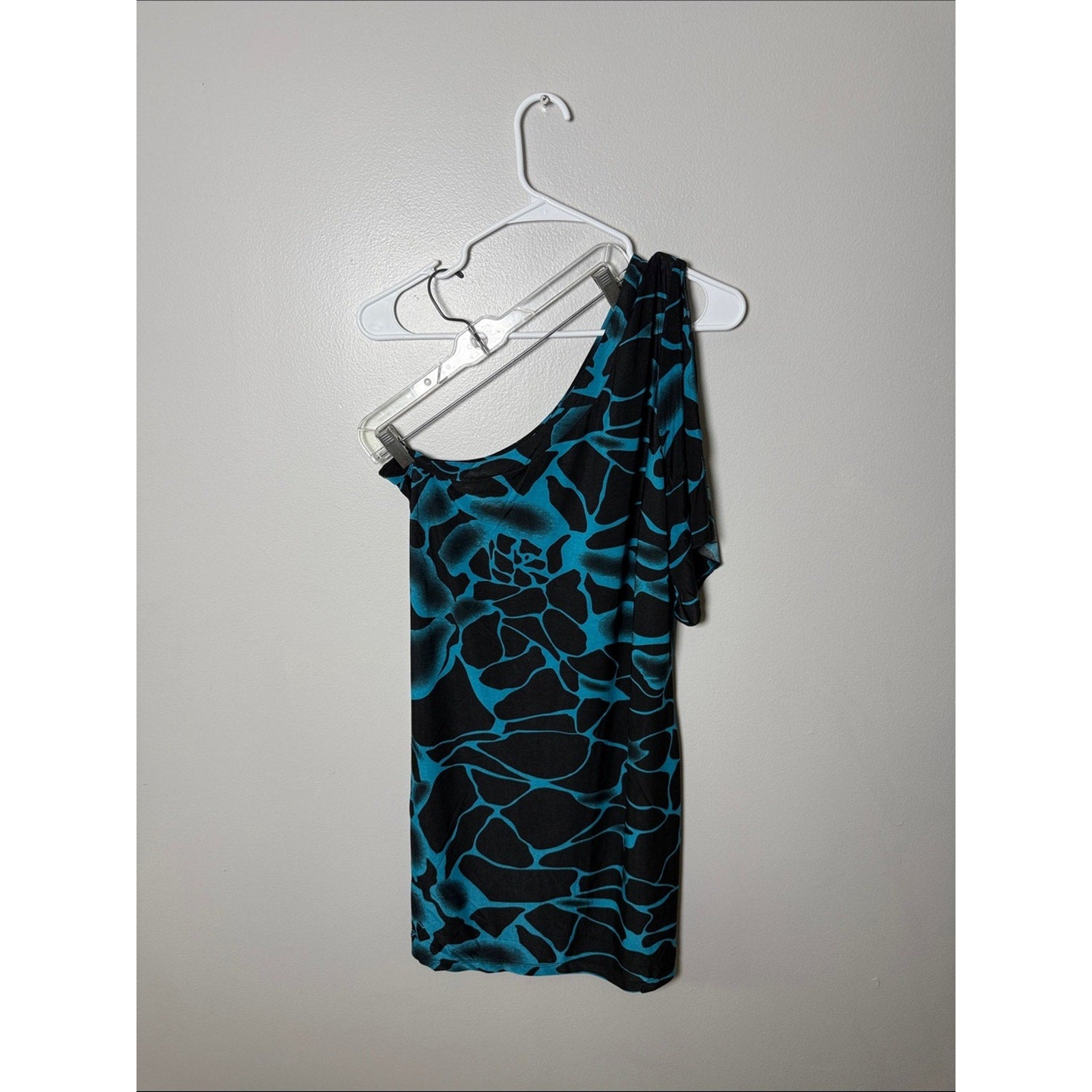 MT Collection Black and Turquoise Floral One-Shoulder Dress Size XL