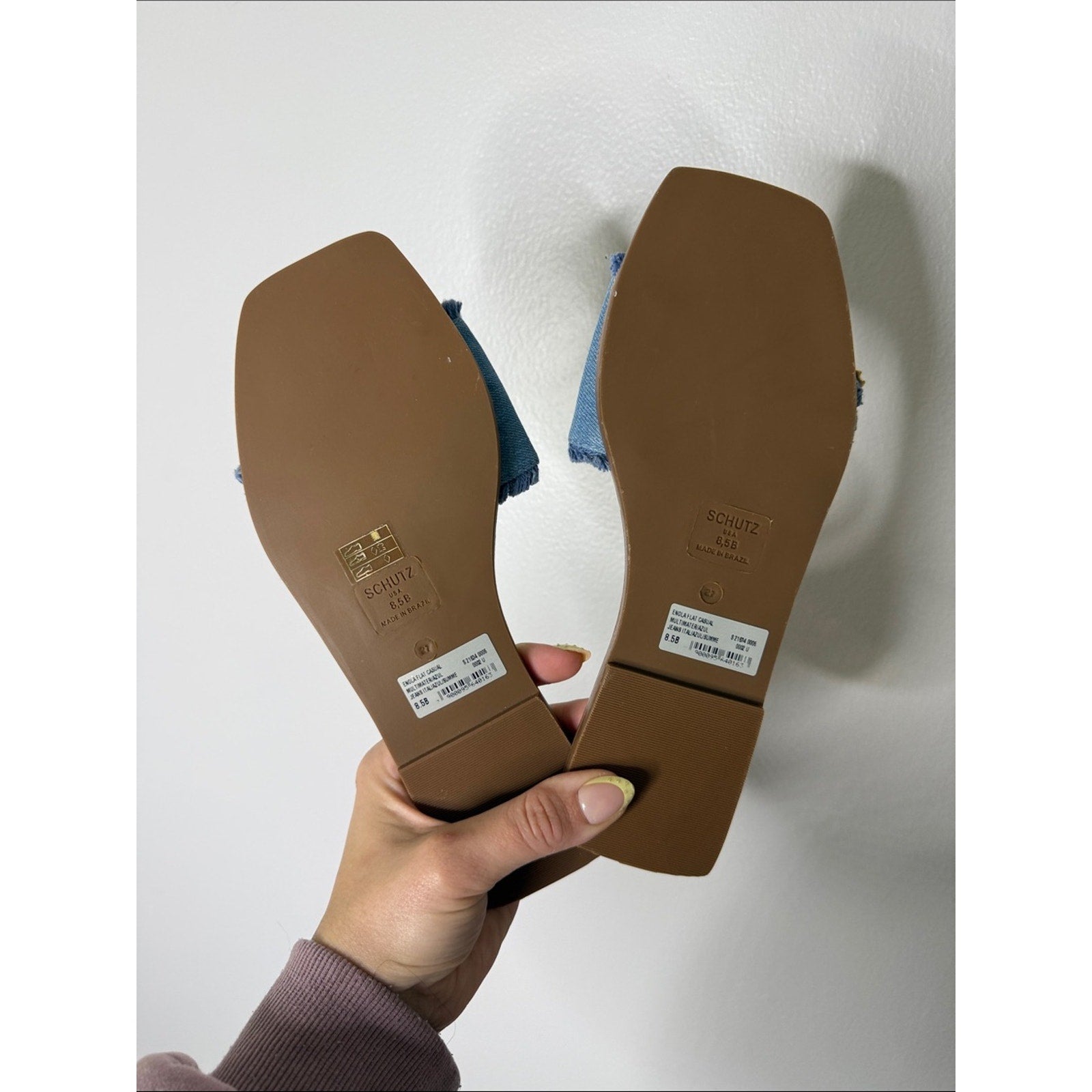 SCHUTZ Enola Flat Sandals in Azul / Summer Jeans Colorway w/ Gold Buckle Sz 8.5