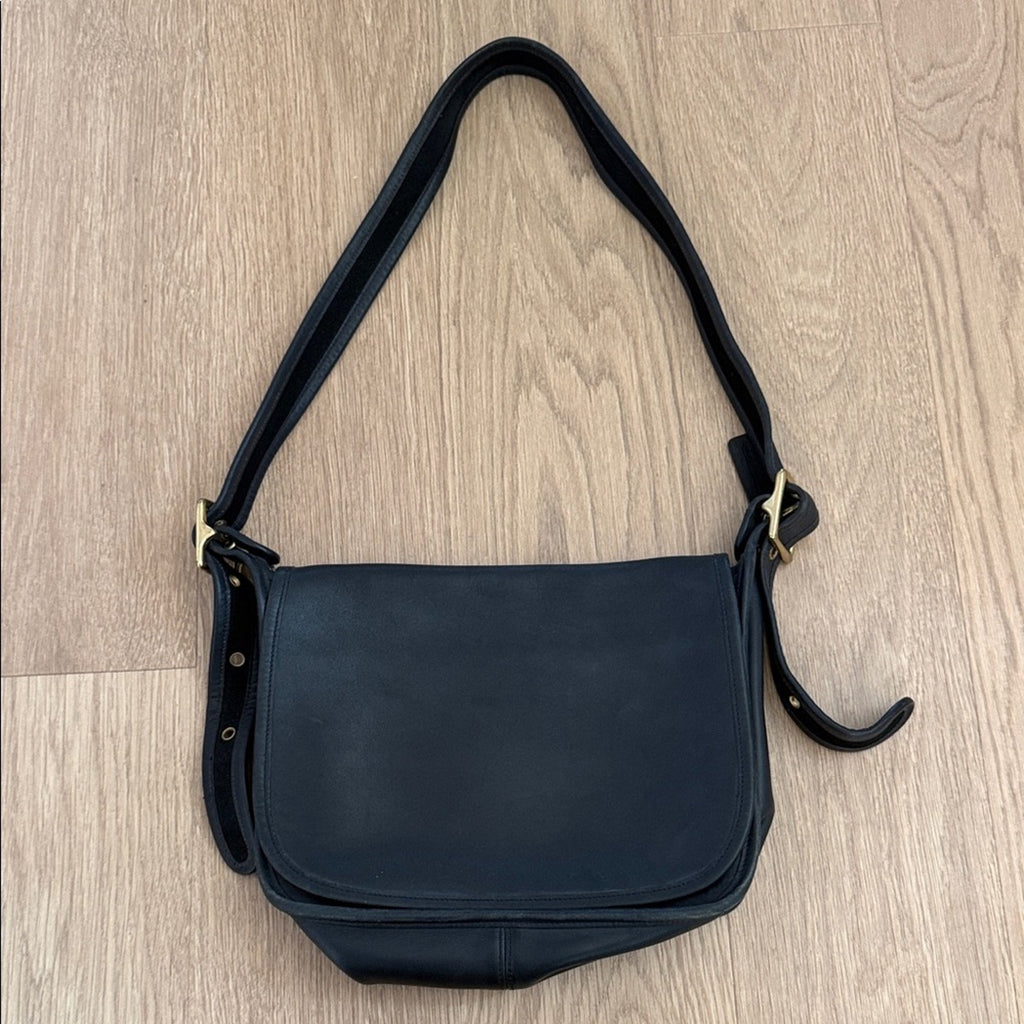 Coach Elegant Black Leather Vintage Adjustable Shoulder Bag