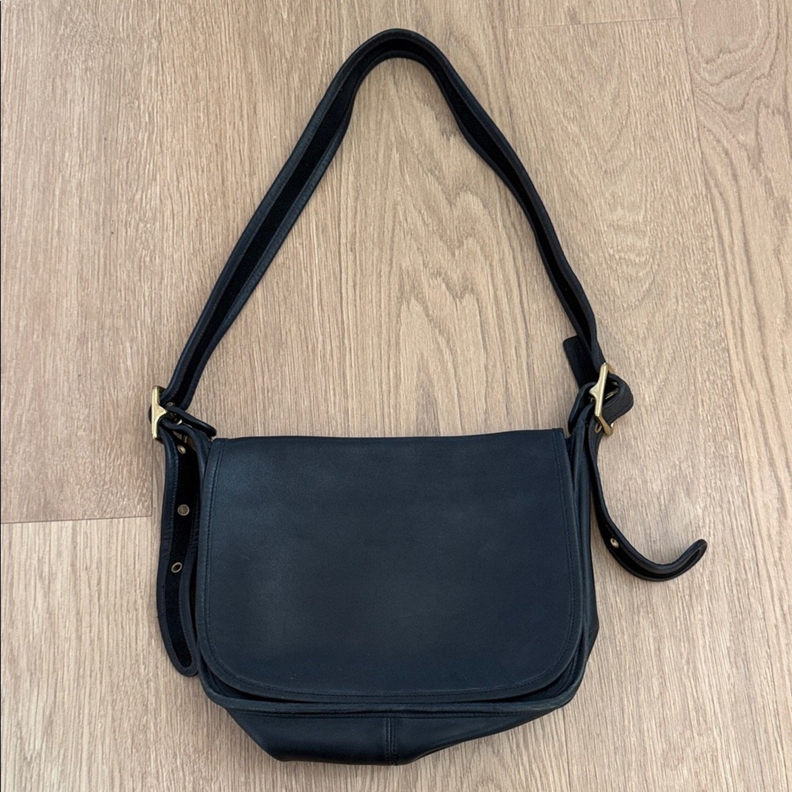 Coach Elegant Black Leather Vintage Adjustable Shoulder Bag