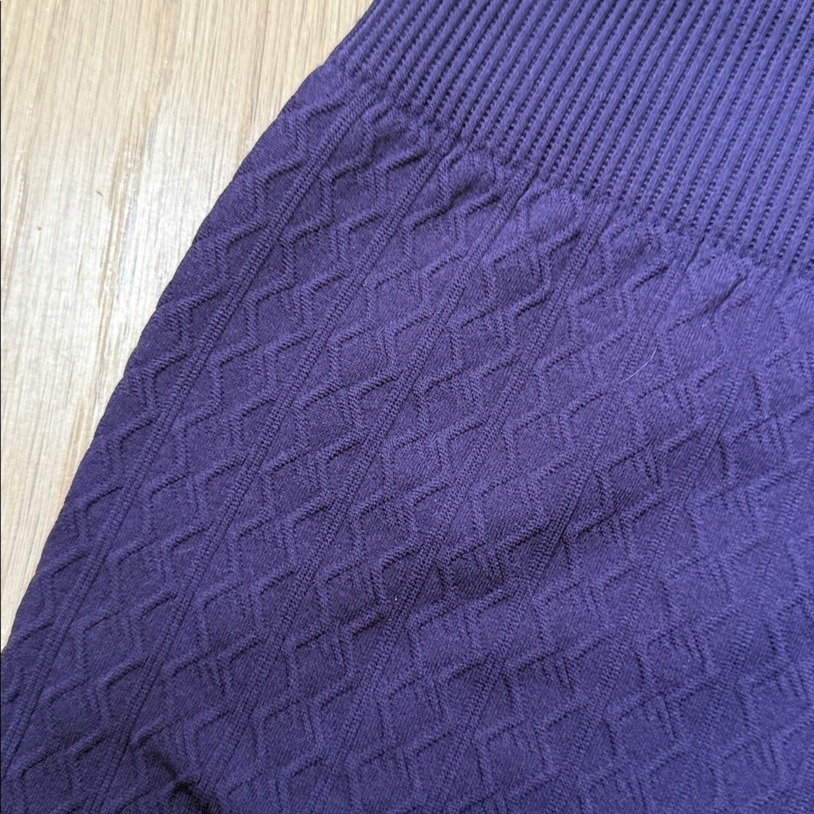 Mia & Tess Textured Purple Leggings Size L/XL NEW!