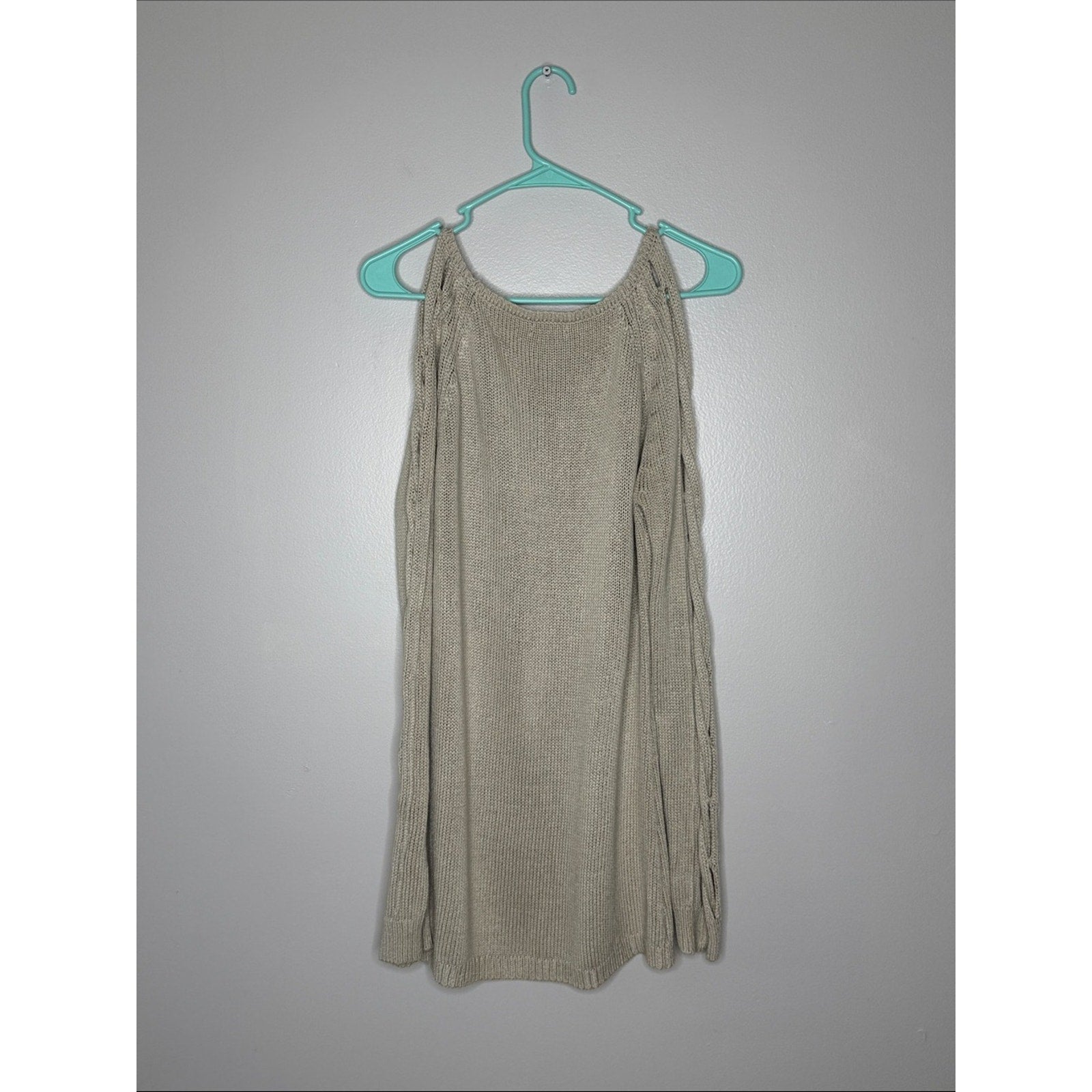 VENUS Tan Knit Sweater Top Size Medium