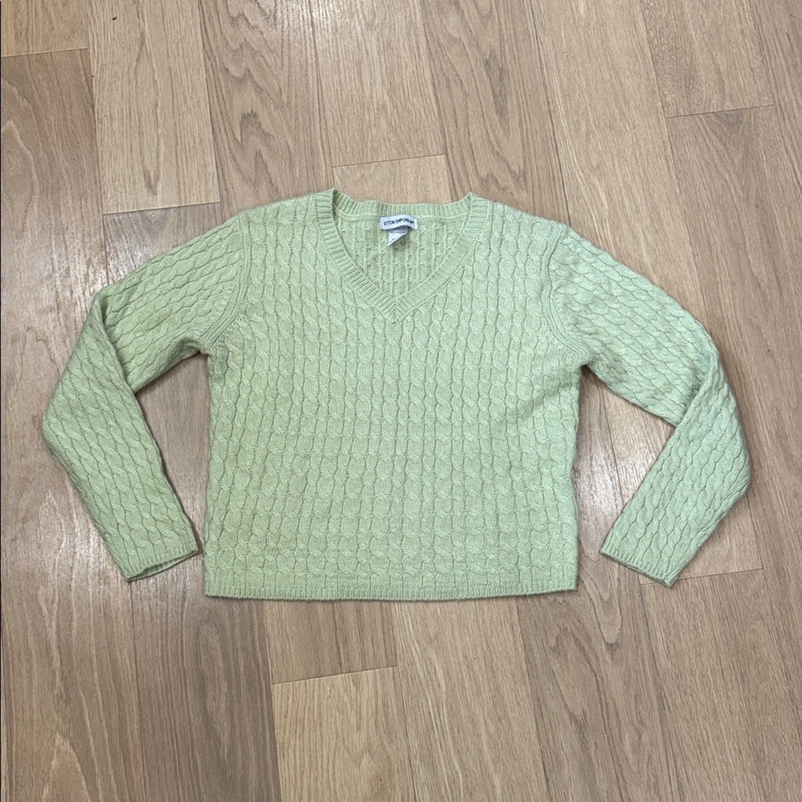 Cotton Emporium V-Neck Knit Sweater - Light Green Size XL