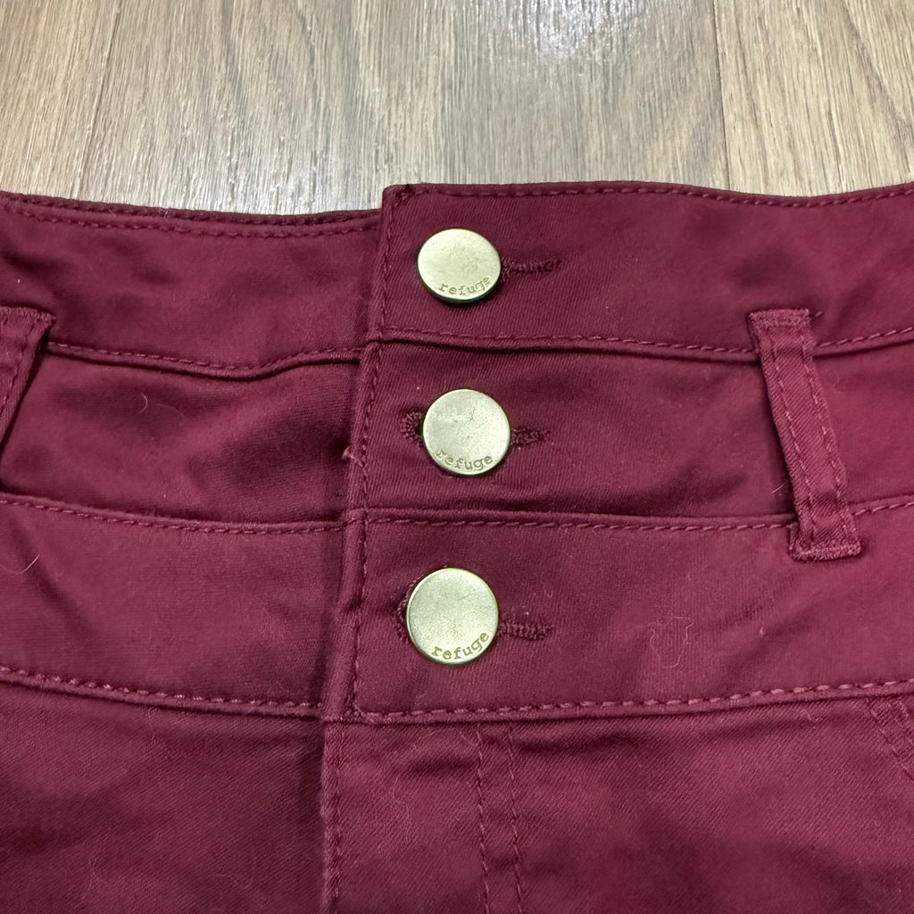 Refuge Women’s High-Waisted 3-Button Shorty Shorts – Burgundy Stretch Denim Size 2