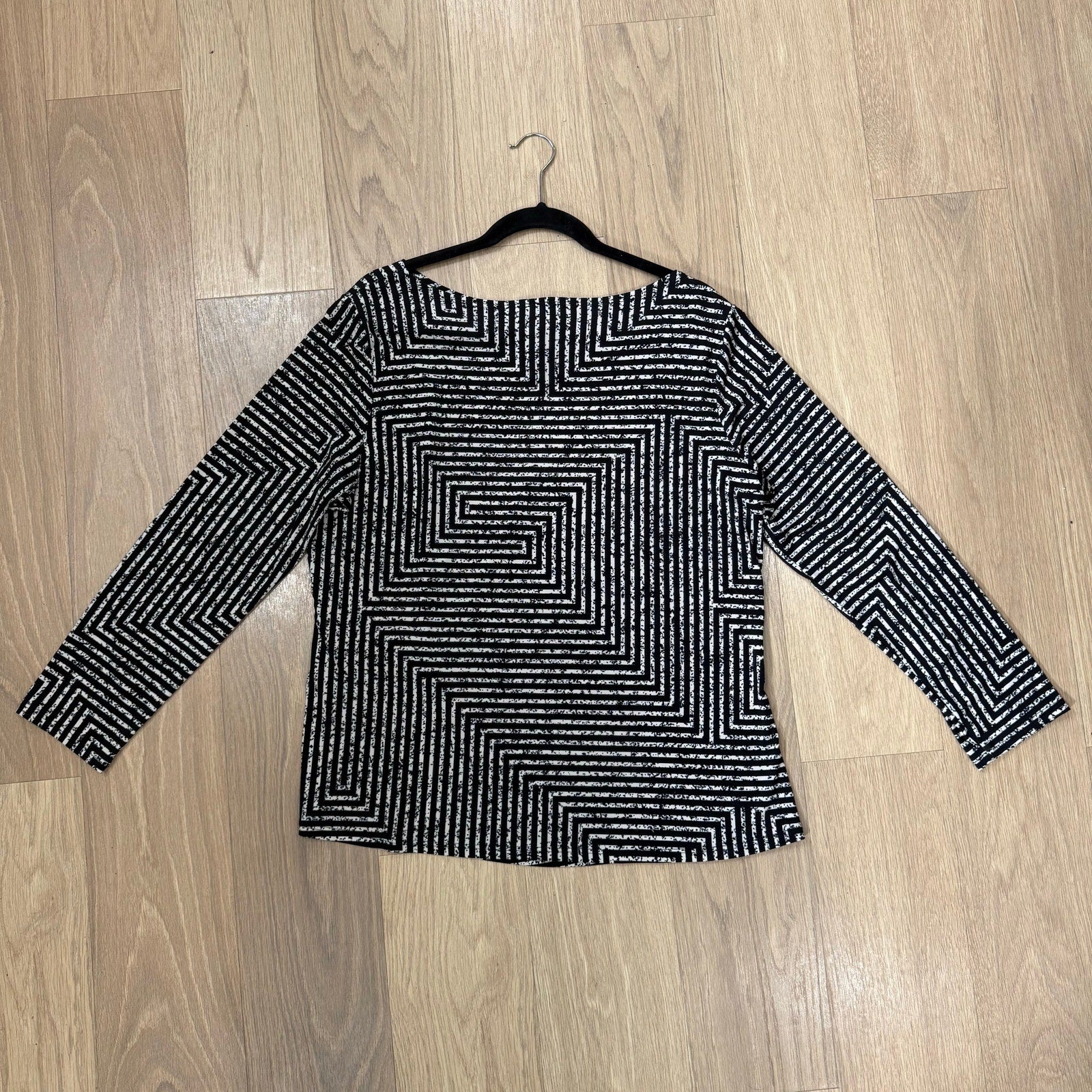 Clara Sun Woo Black and White Striped Gathered Detail Long Sleeve Top Size 1X