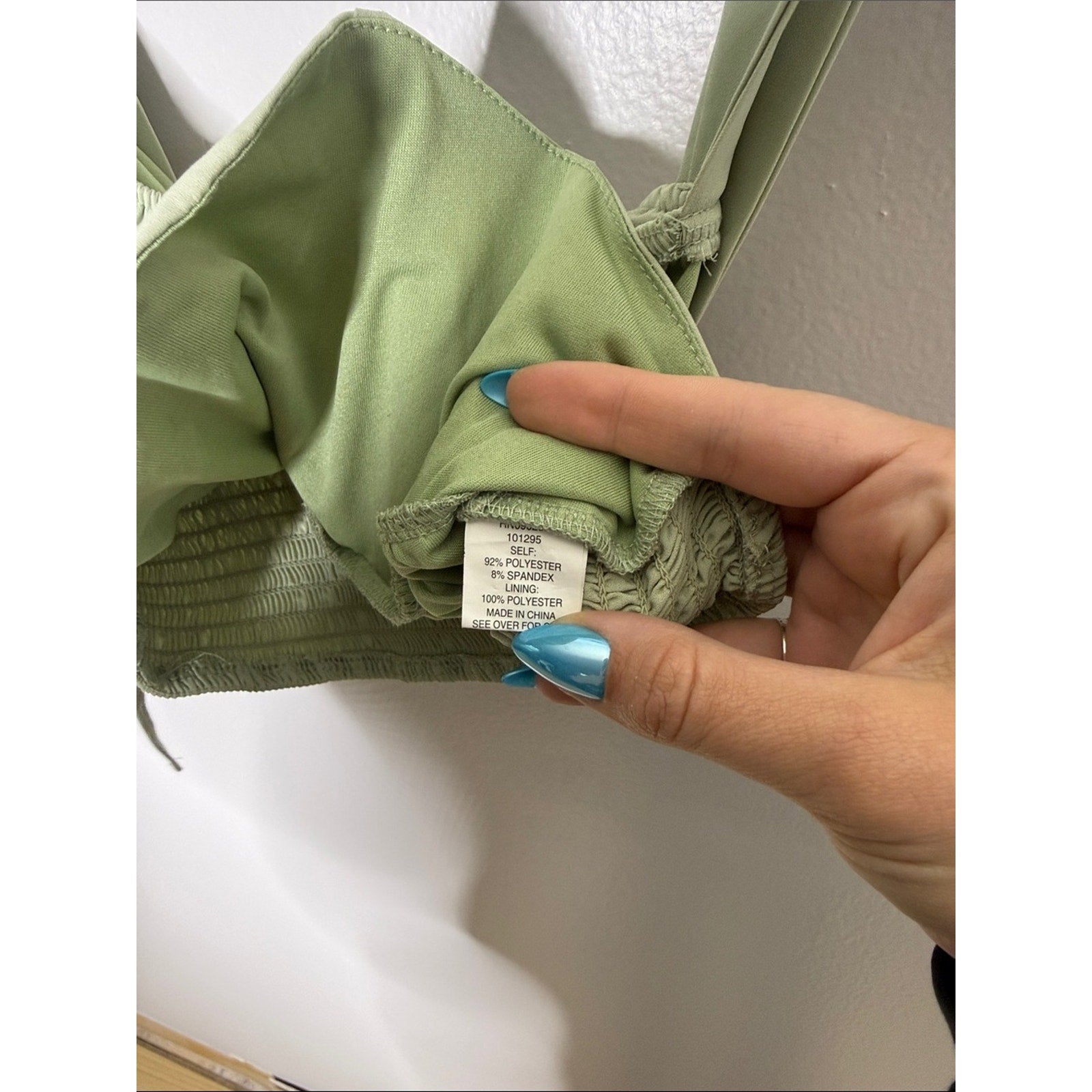 Kendall & Kylie Sage Green Tie-Front Crop Top Size XS