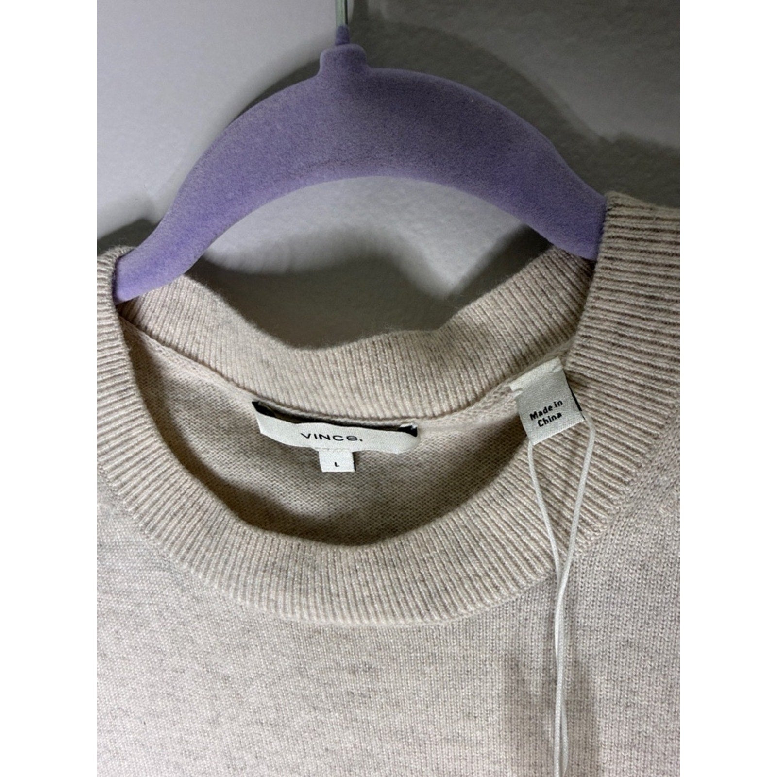 Vince Cream Crewneck Wool / Cashmere Blend Sweater Size Large NEW!