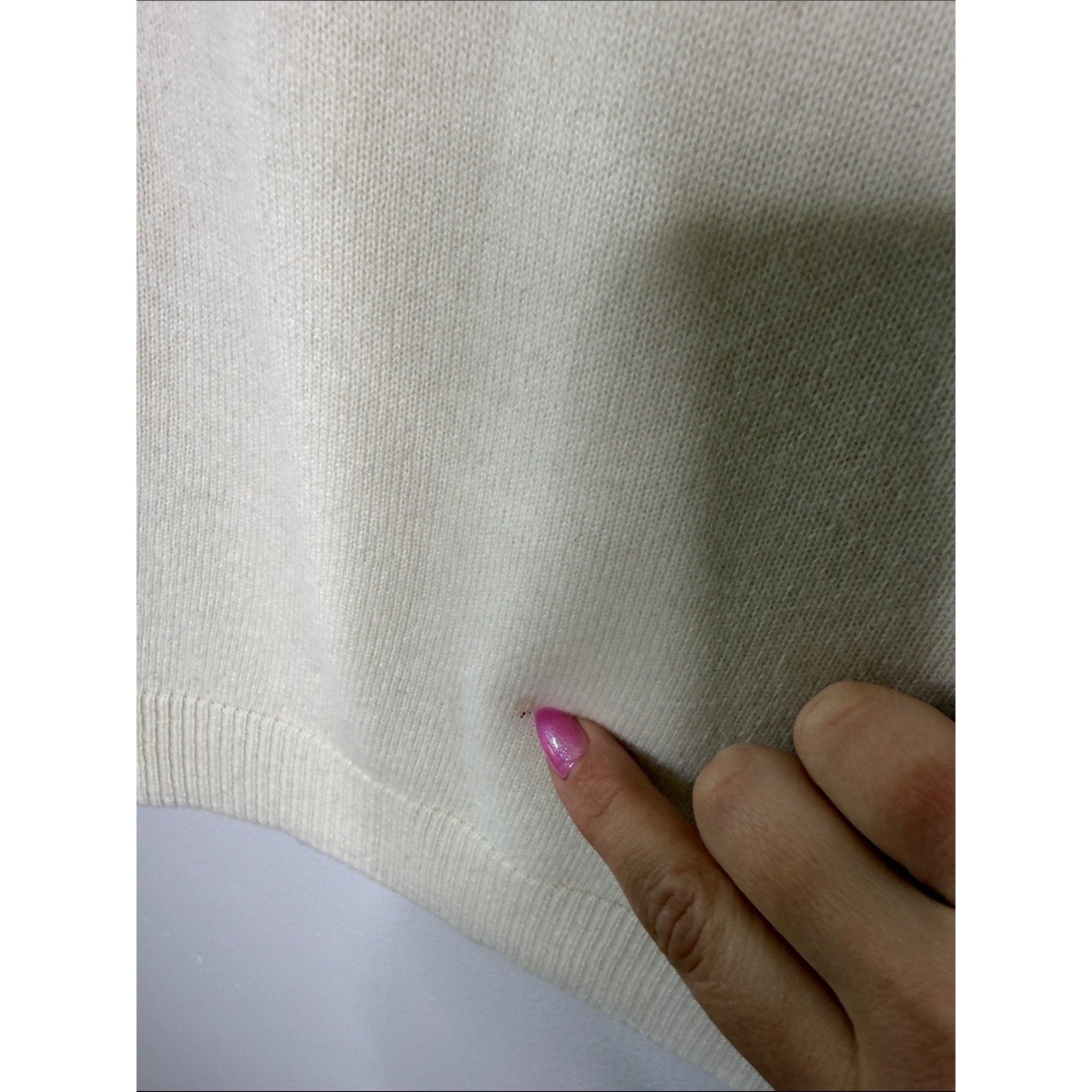Talbots Cream Crewneck Cashmere Sweater Size Medium