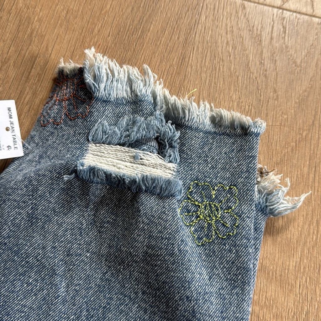 Tinseltown Hi Rise The Mom Jean Floral Distressed Embroidered Jeans Size 15 NEW!