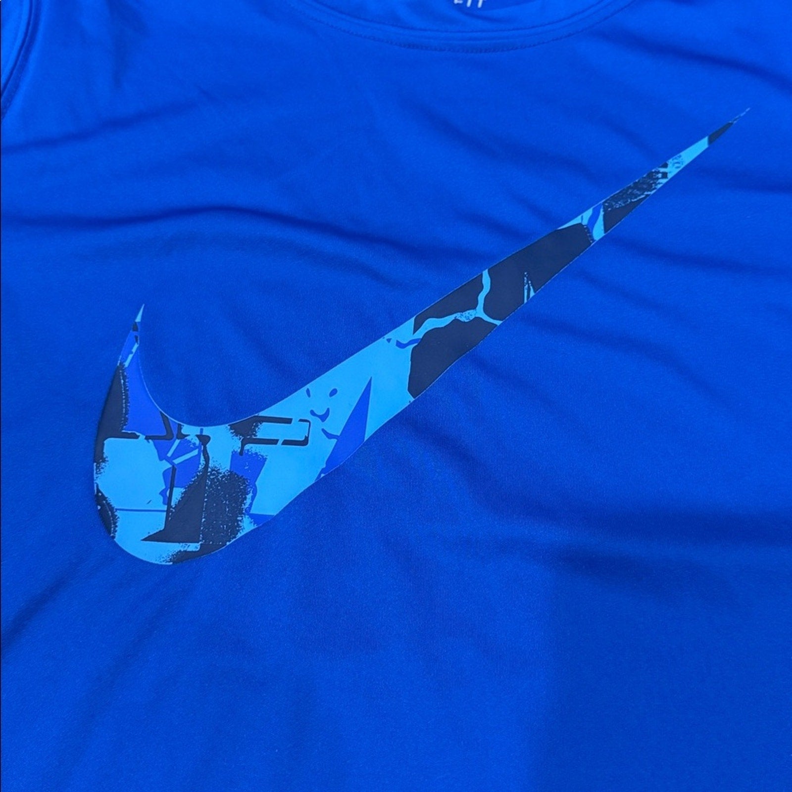 Nike Dri Fit Royal Blue Long Sleeve Shirt Size XL Boys