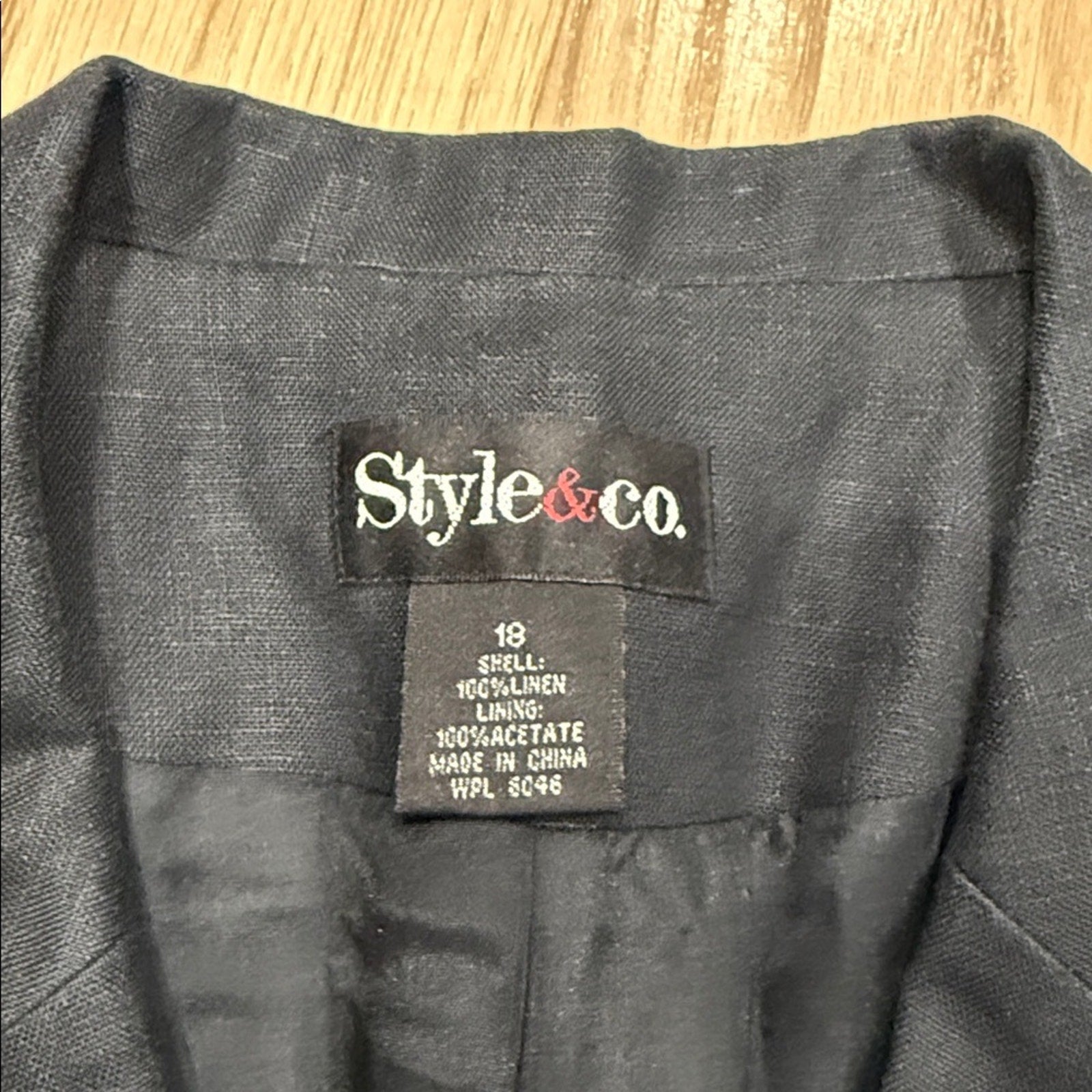 Style & Co. Black / Charcoal Blazer with White Stitching Size 18