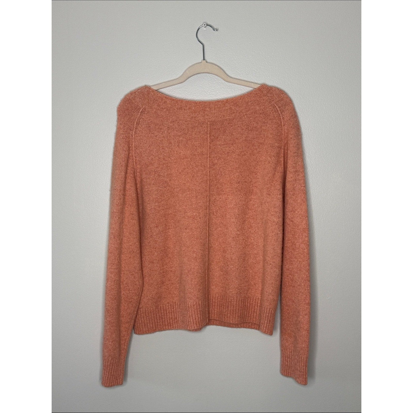Vince Scoopneck Crew Sweater in Coral Cashmere Blend Size Large
