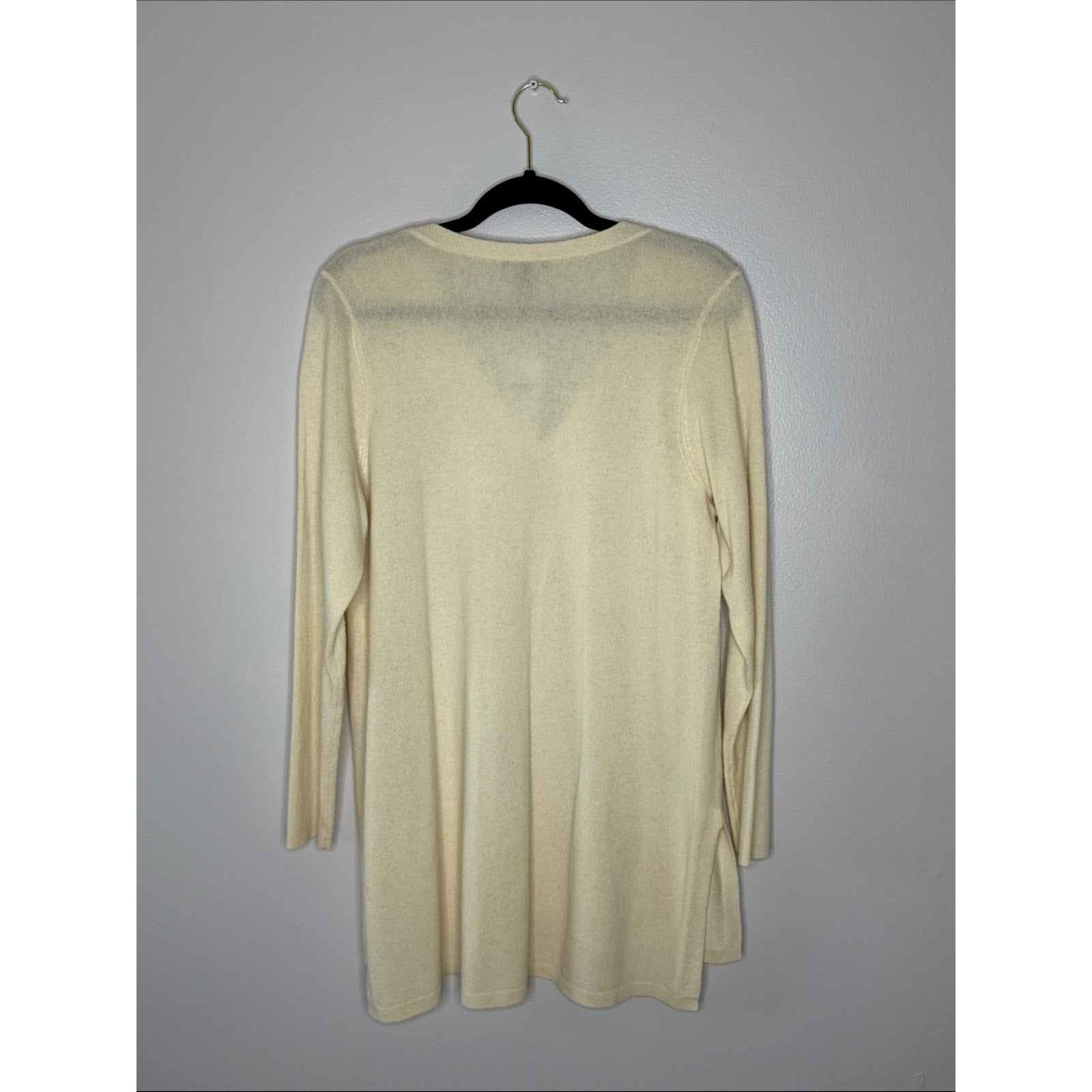 Eileen Fisher Cream V-Neck Tunic Size Medium NEW!