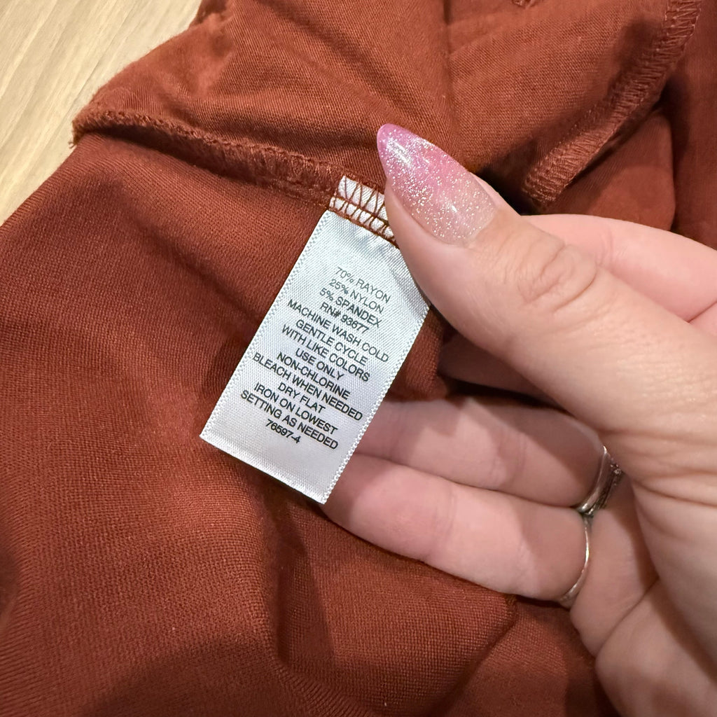 Liz Claiborne Women’s Mid-Rise Straight Leg Career Pants - Red/Rust Size XL