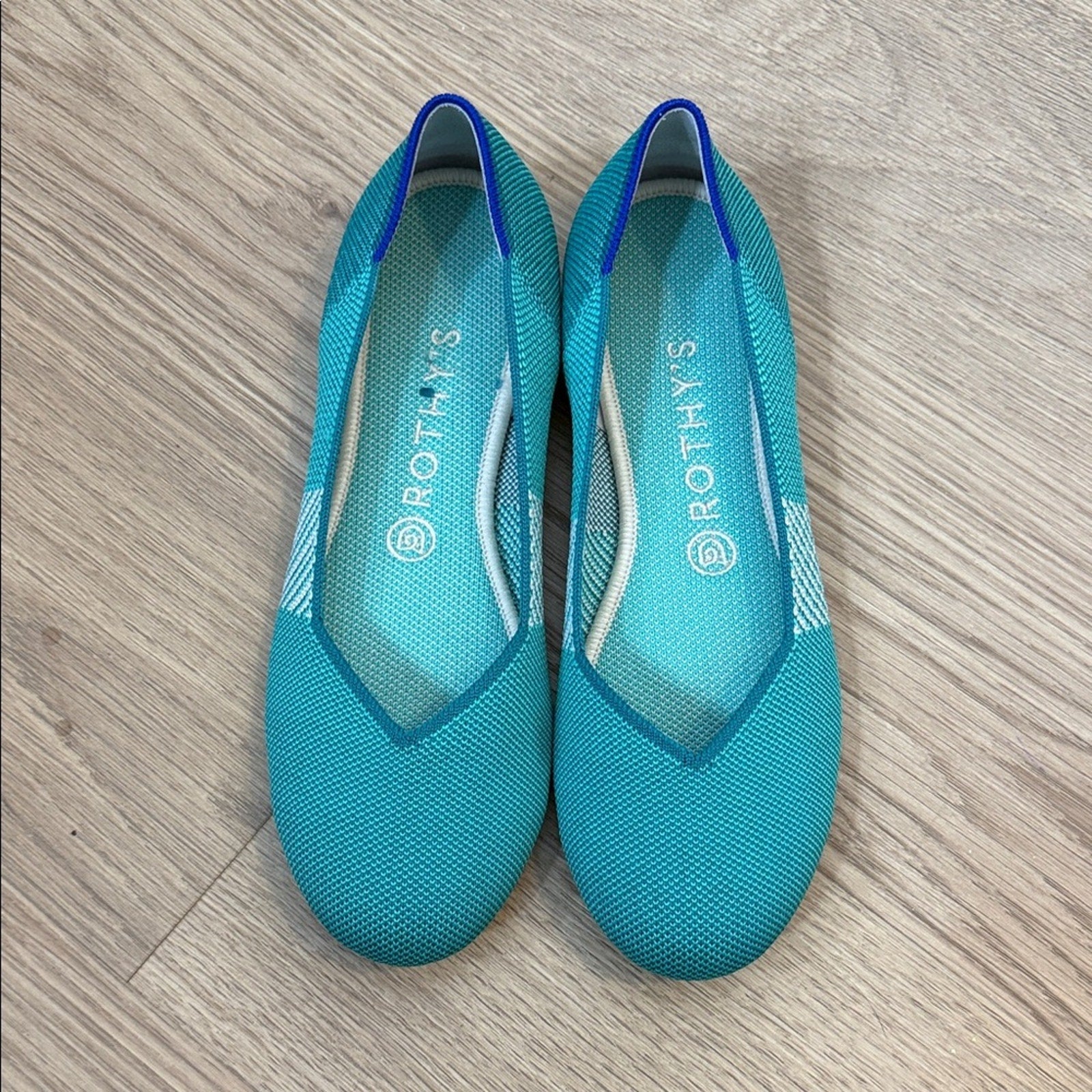 Rothy's Women's Pointed Toe Machine Washable Teal Flats Size 9
