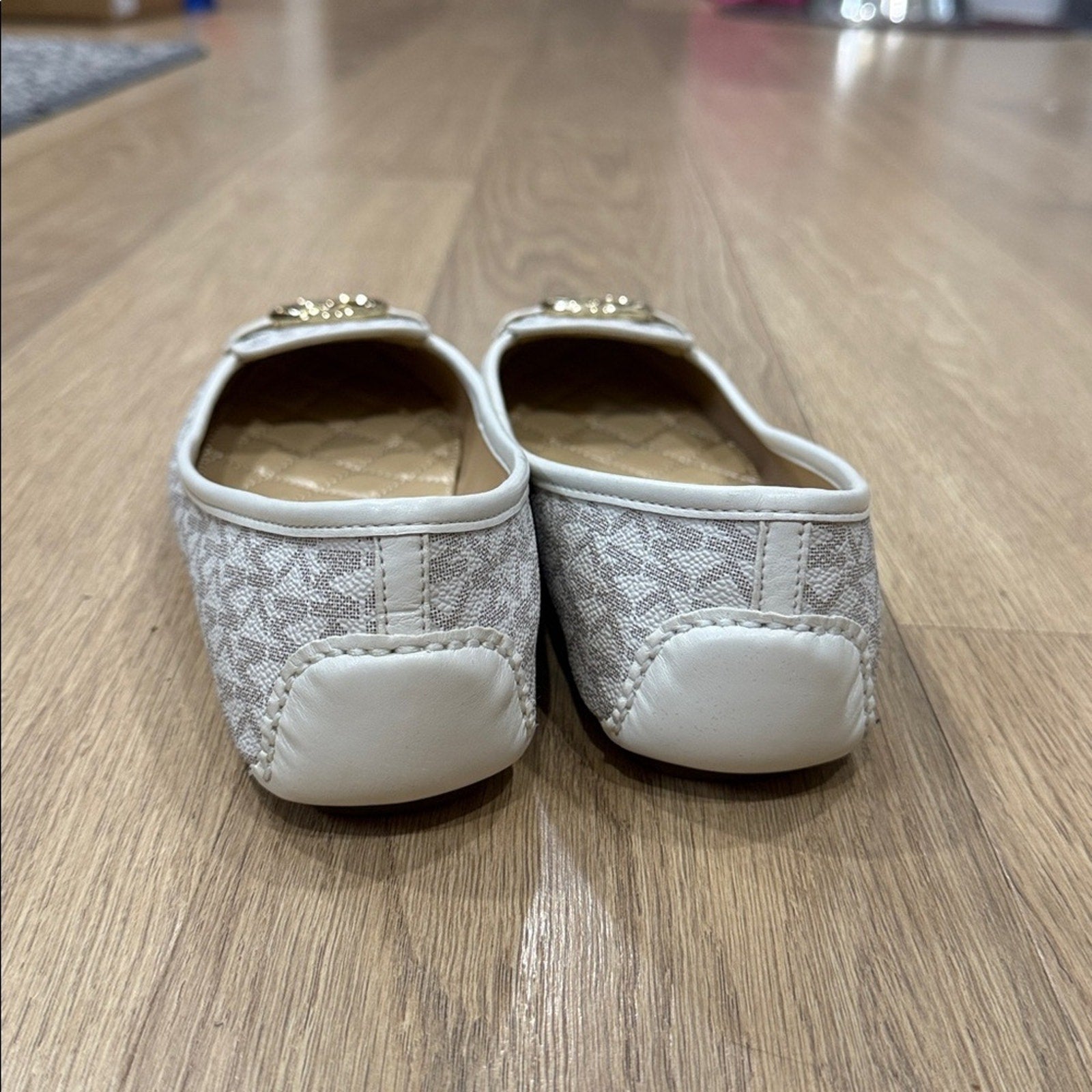 Michael Kors Lillie Logo Moccasins in Vanilla Colored Logo Print Canvas / Gold 9