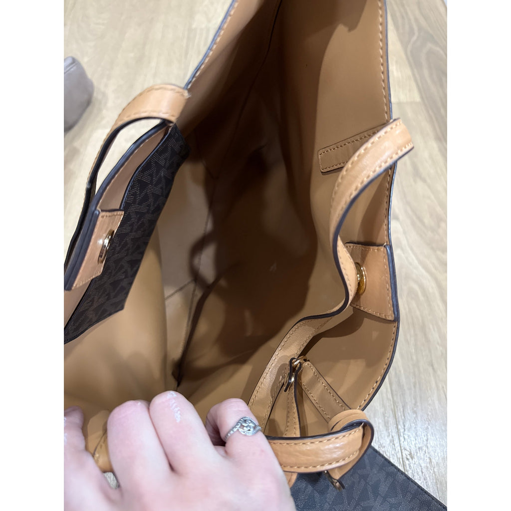 Michael Kors Hayley Large Tote Bag in Brown and Peanut Colorway