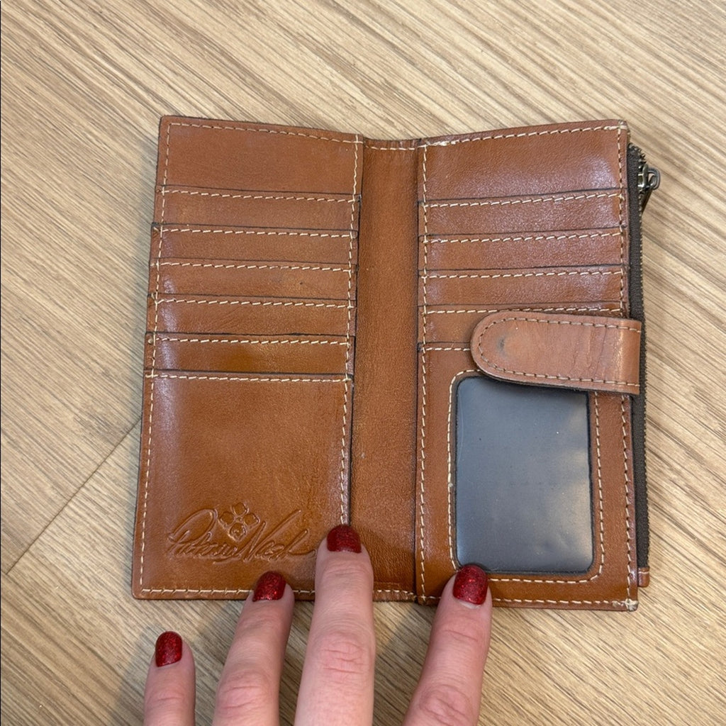 Patricia Nash Vintage Style Floral Pink and Brown Women's Wallet