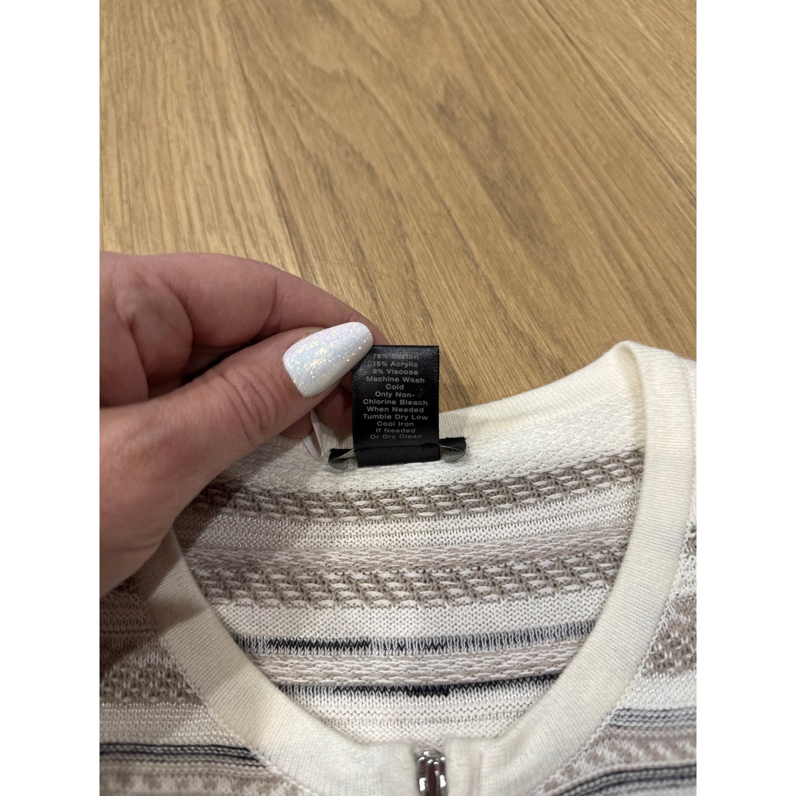 Ann Taylor Gray and White Striped Knit Crew Neck Cardigan Size Small