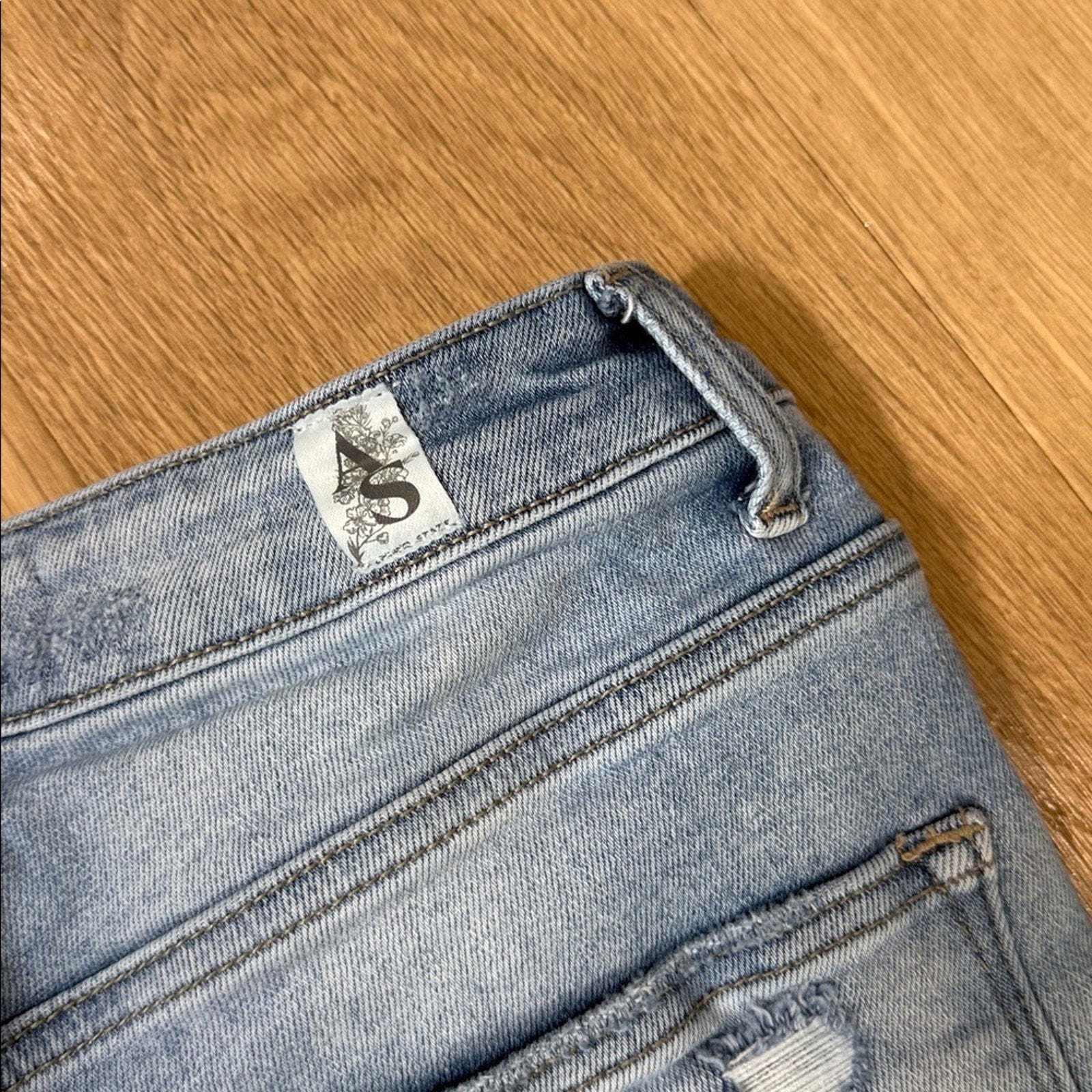 Altar'd State Light Blue Distressed Denim Jeans Size 28