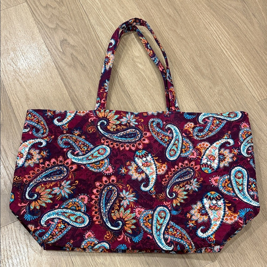 Vera Bradley Grand Tote Bag in the Paisley Jamboree Pattern and Cotton Material