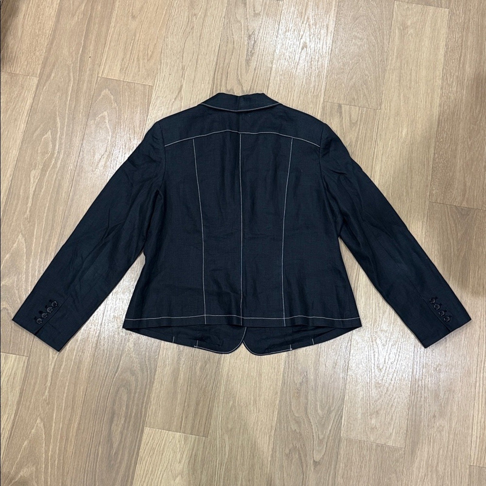 Style & Co. Black / Charcoal Blazer with White Stitching Size 18