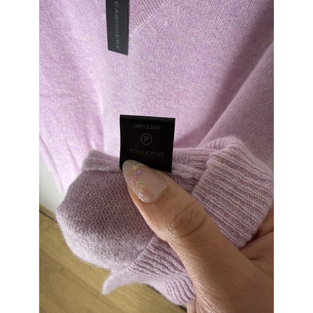 360 Cashmere Women's V-Neck Lavender Sweater Size Large NEW!