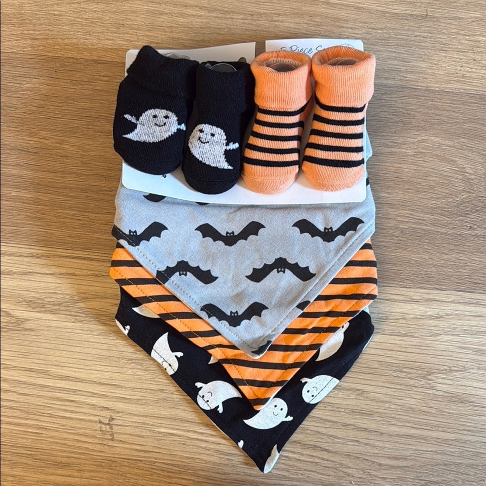 Hudson Baby Halloween Themed Bib and Sock Set NEW!!
