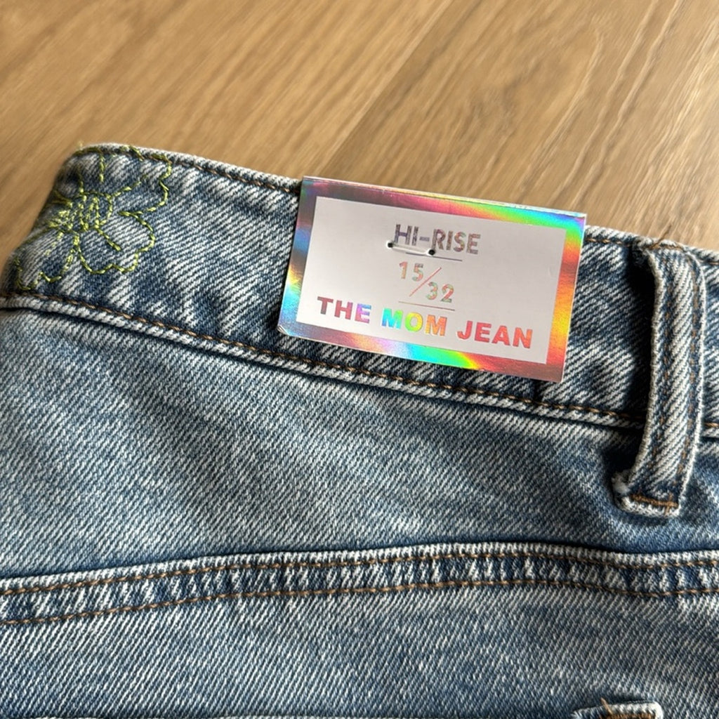 Tinseltown Hi Rise The Mom Jean Floral Distressed Embroidered Jeans Size 15 NEW!