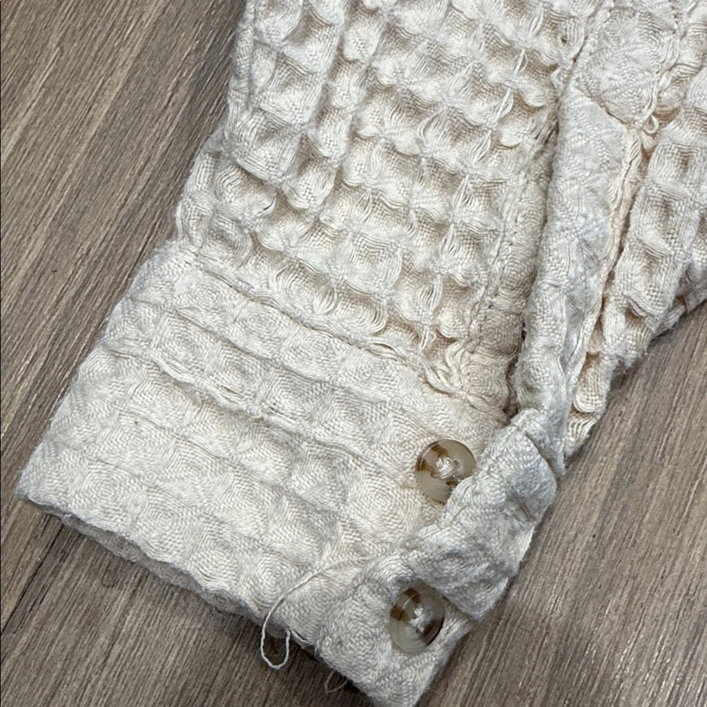 BDG Cream Textured Waffle Knit Button Front Cropped Top Size Medium