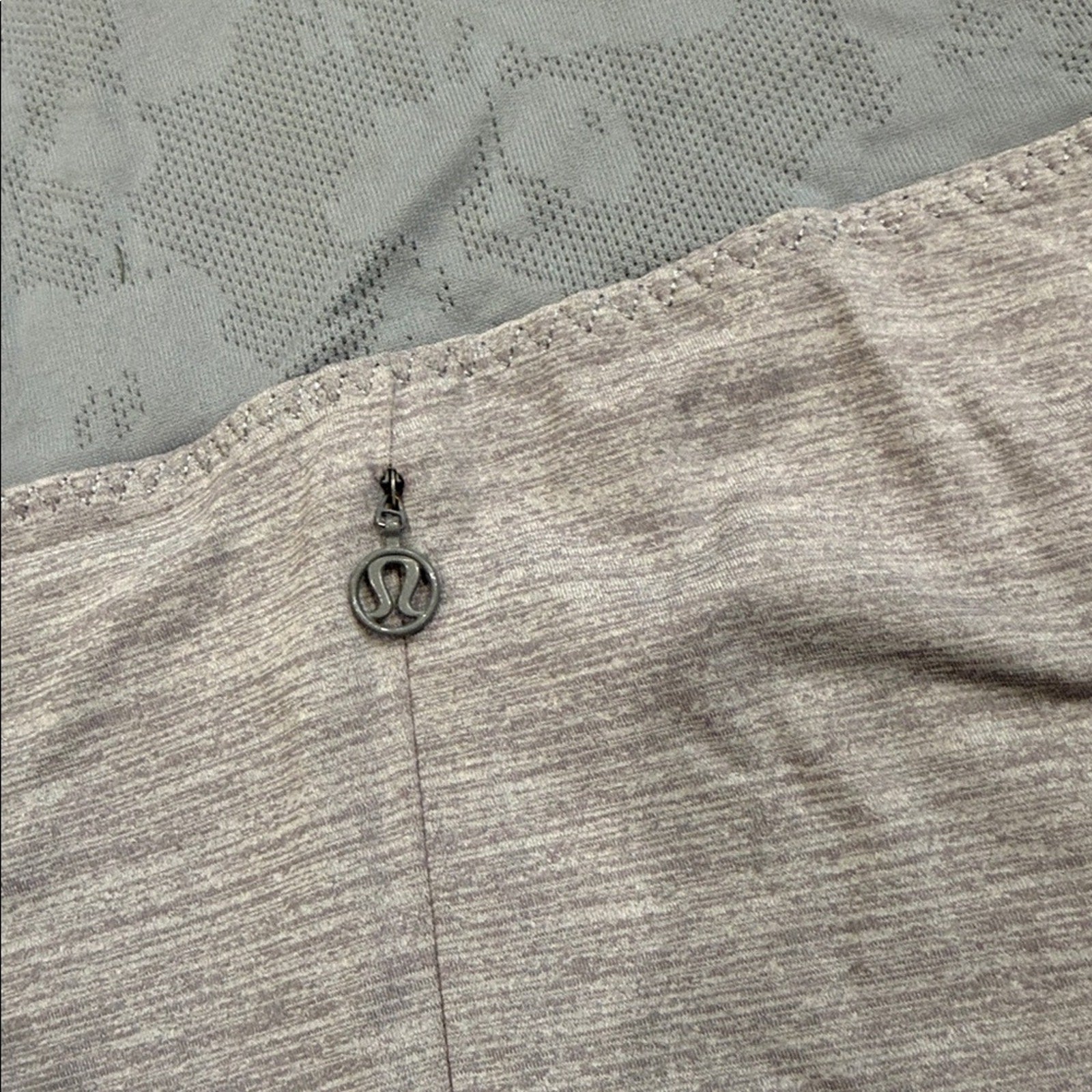 Lululemon Chaturanga Tank - Heathered Fossil Luxtreme - Size 8