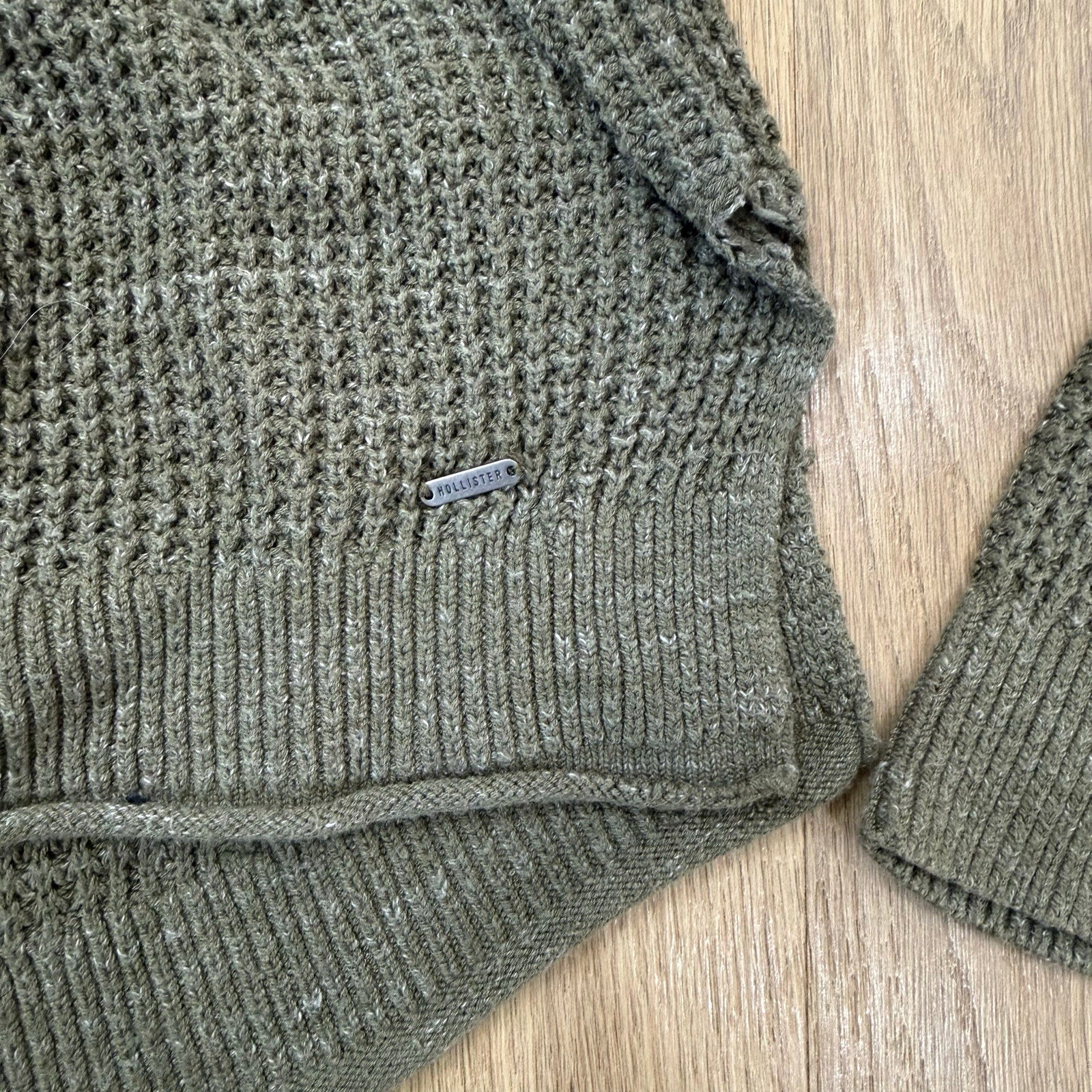 Hollister Olive Green Chunky Waffle Knit Sweater - Size Small