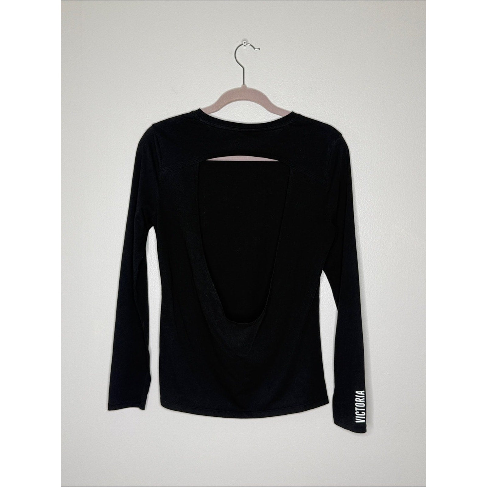 Victoria's Secret Black 'Love to Workout' Long-Sleeve Top Size Small