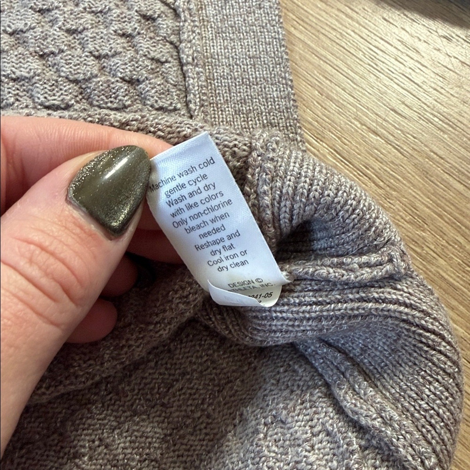 Athleta Tan / Taupe Scoop Neck Vented Hem Knit Sweater Size XS