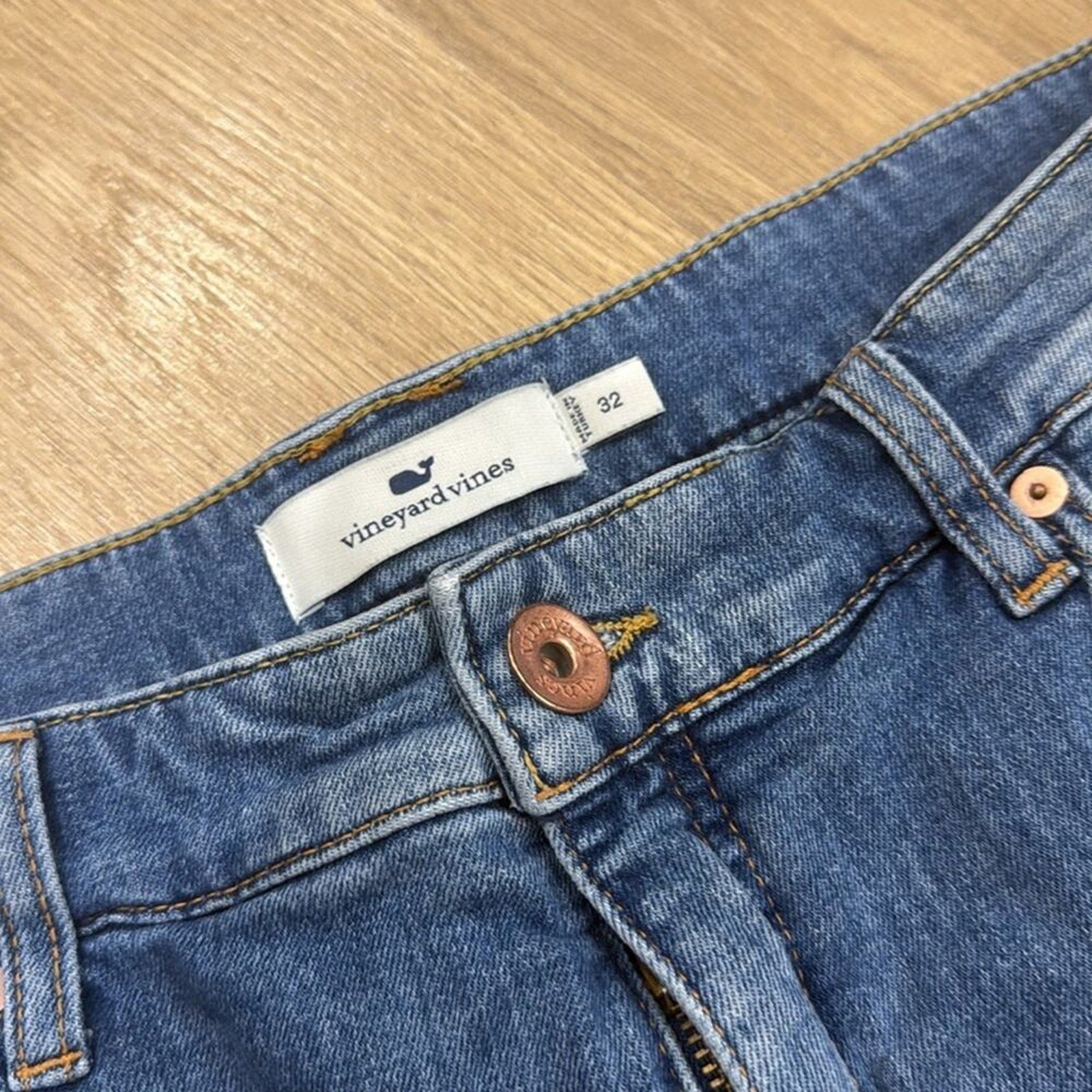 Vineyard Vines Blue Cotton Blend Raw Hem Denim Women's Shorts Size 32