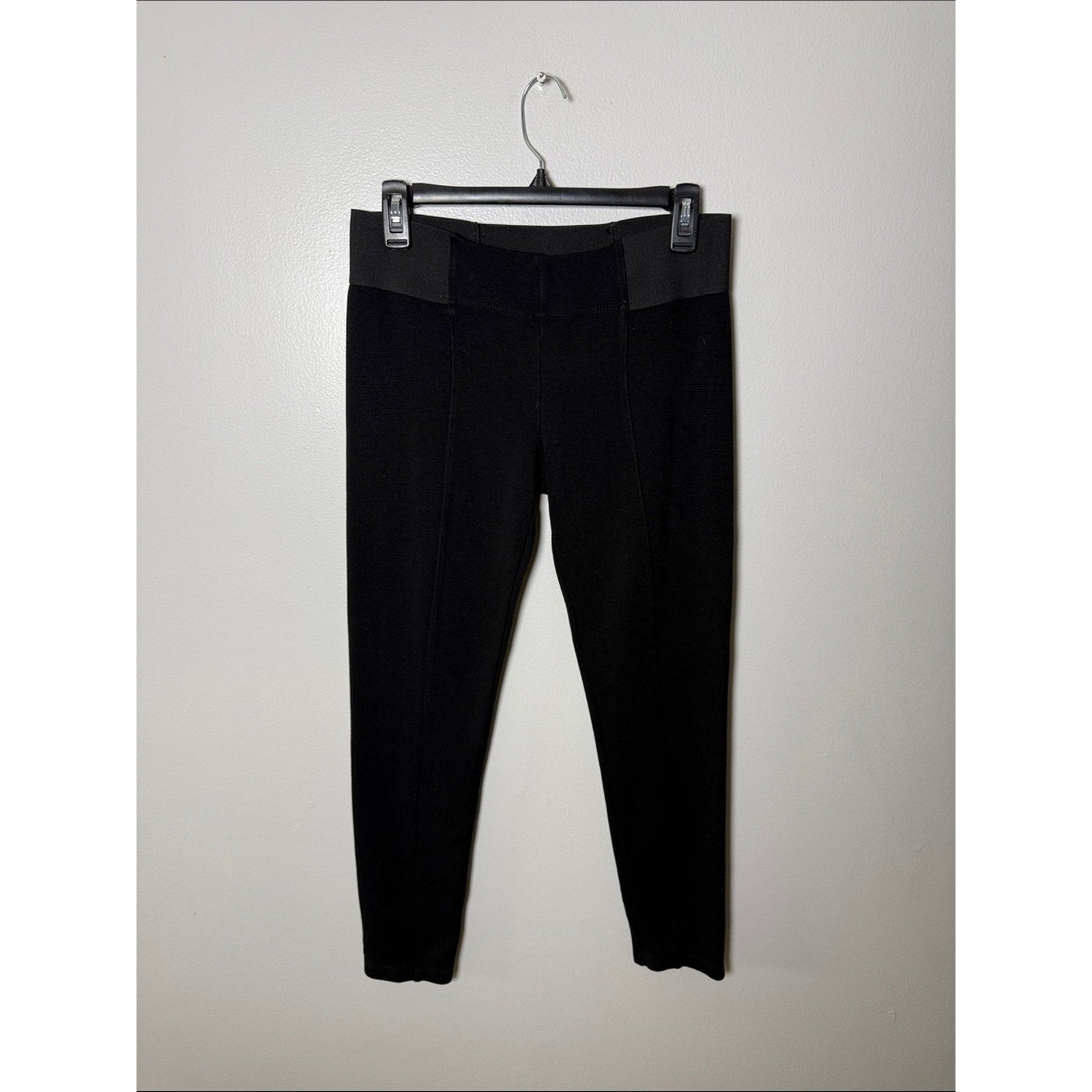 Simply Vera Vera Wang Black Pull-On Leggings Size Medium