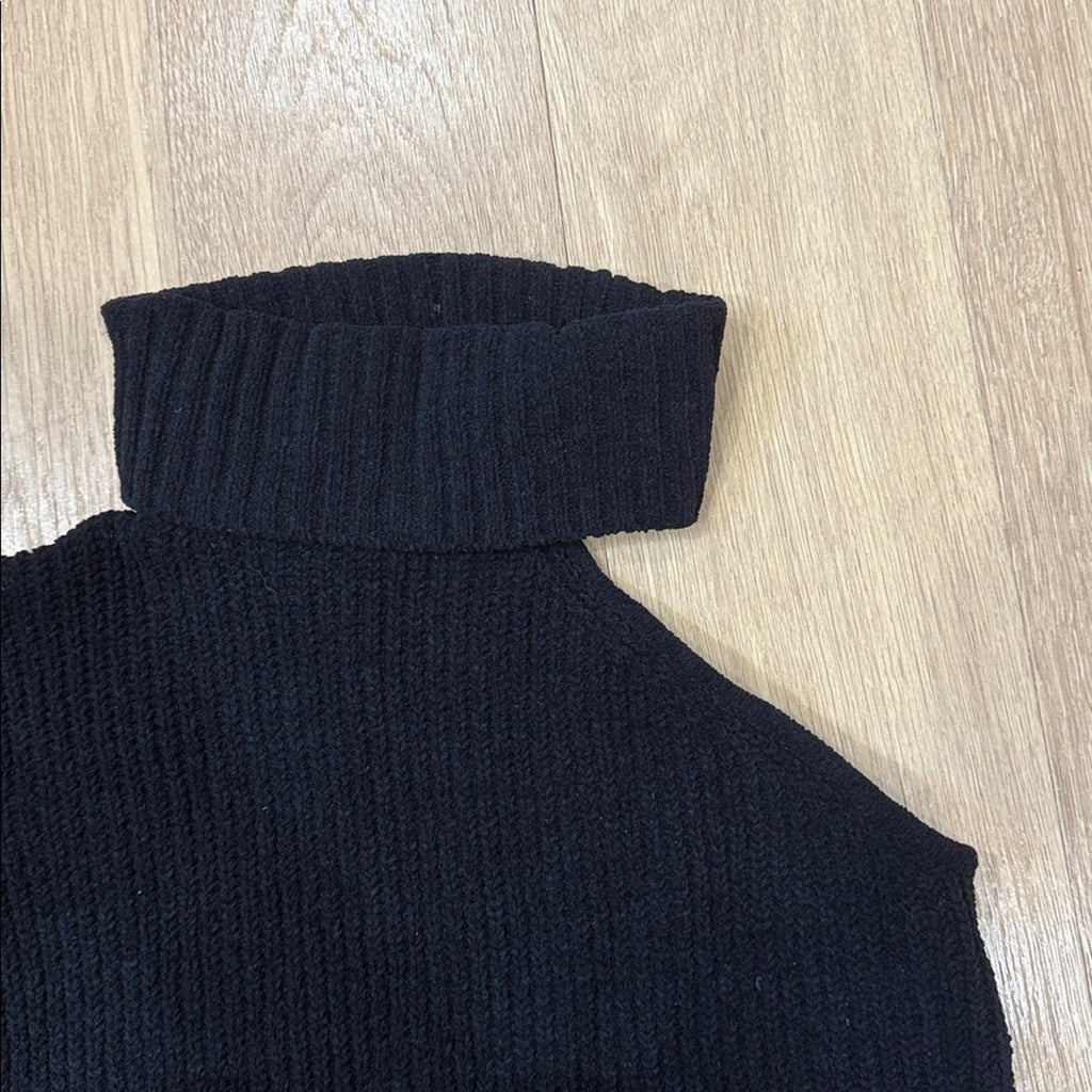 Belle Vere Black Chenille Turtleneck One Sleeve Sweater Size Medium