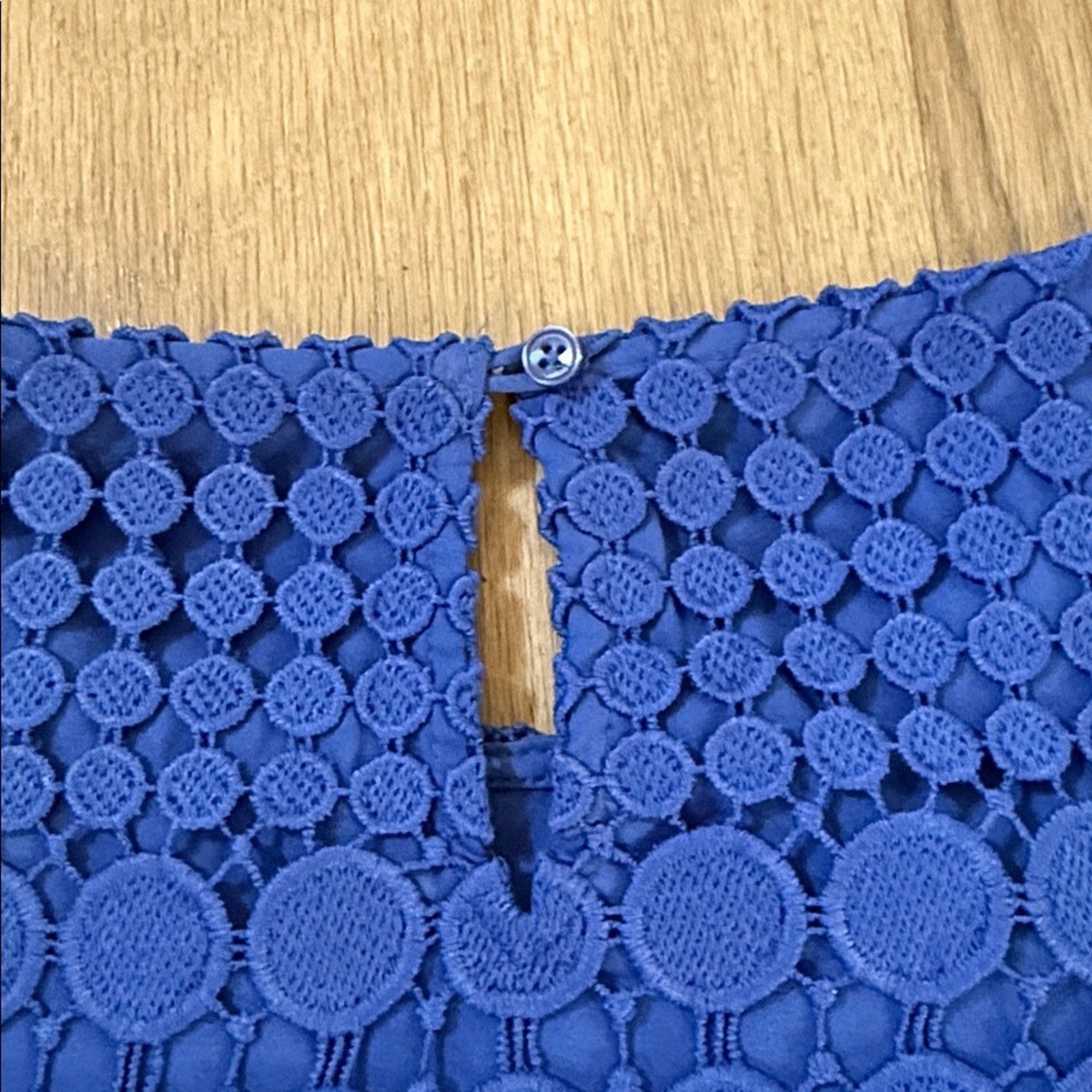 RSVP by Talbots Royal Blue Circle Lace Short Sleeve Blouse Size Small Petite
