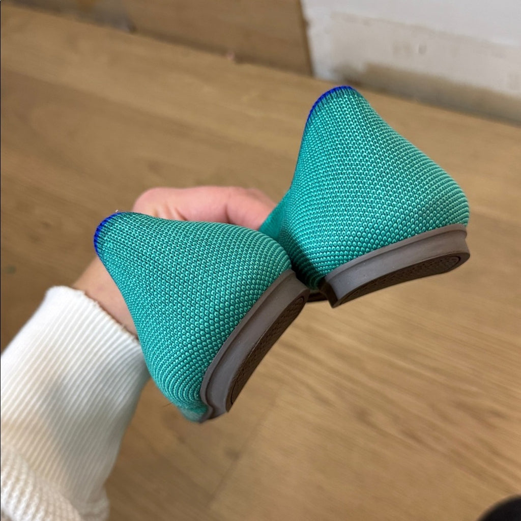 Rothy's Women's Pointed Toe Machine Washable Teal Flats Size 9