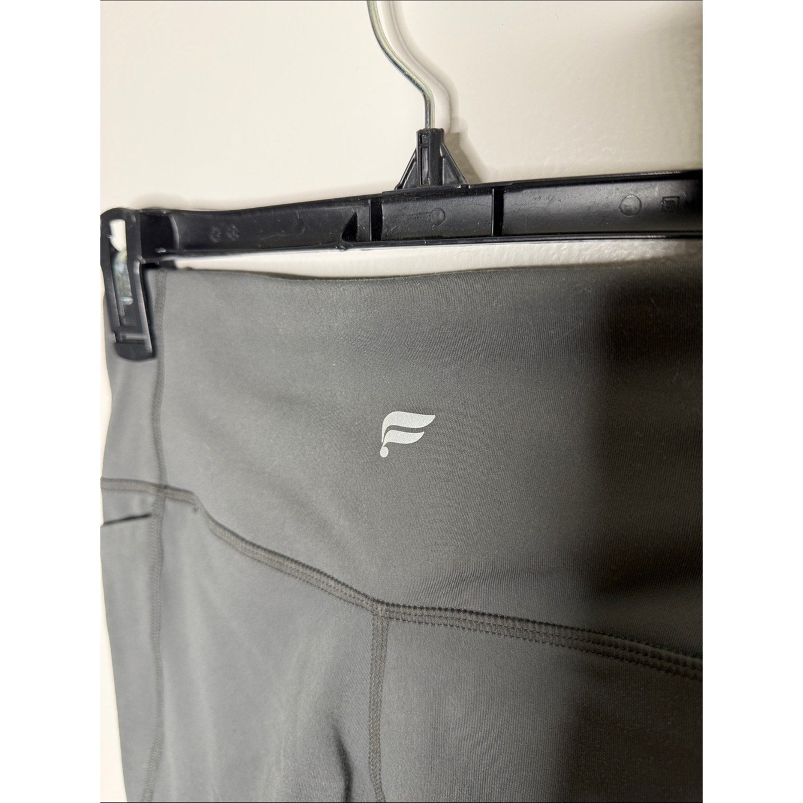 Fabletics Gray Pureluxe V-Waist Flare Yoga Pants Size Small
