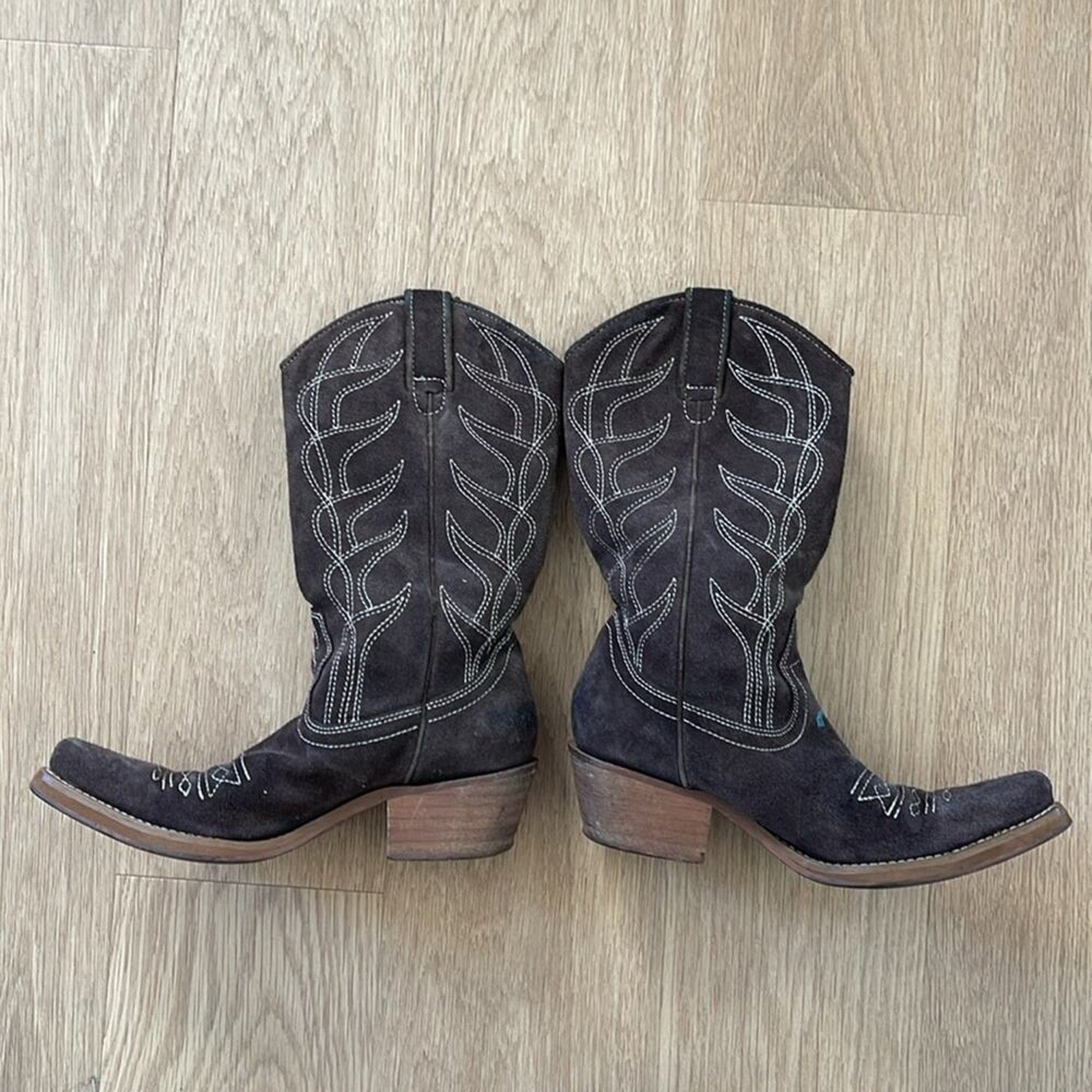 ROCKET DOG Brown Embroidered Heeled Western Boots Size 6