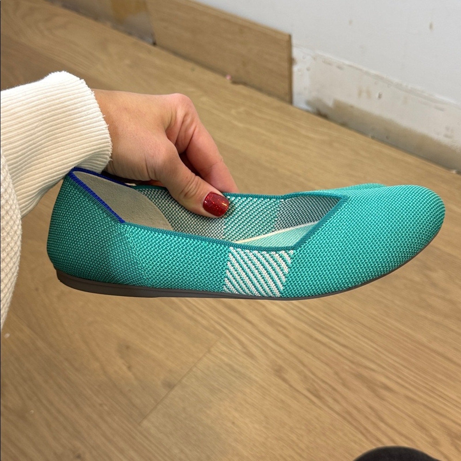 Rothy's Women's Pointed Toe Machine Washable Teal Flats Size 9