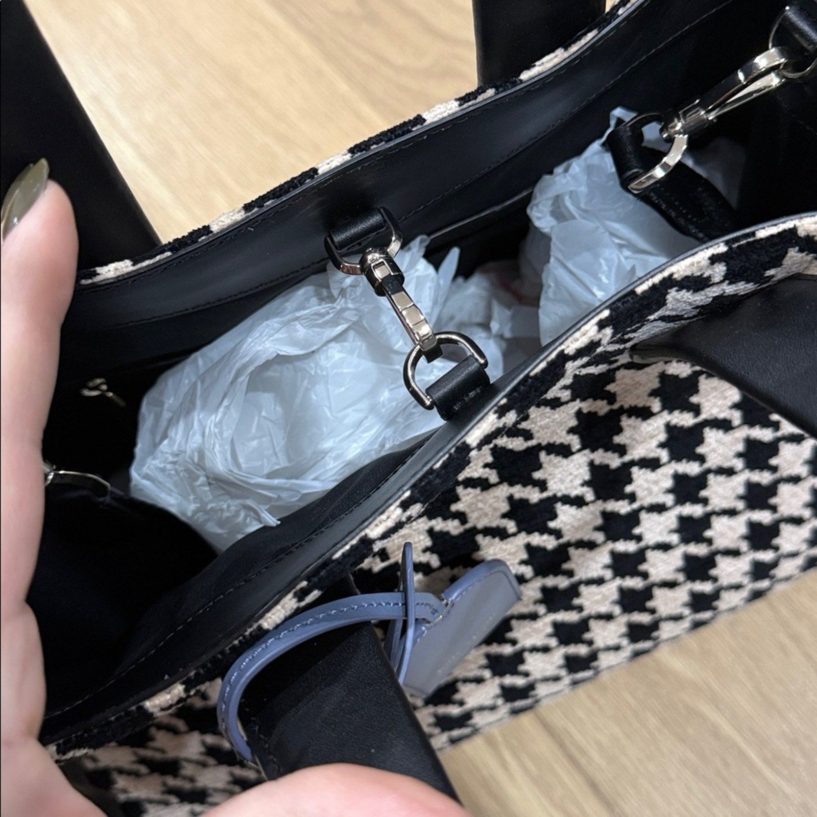 Kate Spade New York Manhattan Houndstooth Large Tote Bag